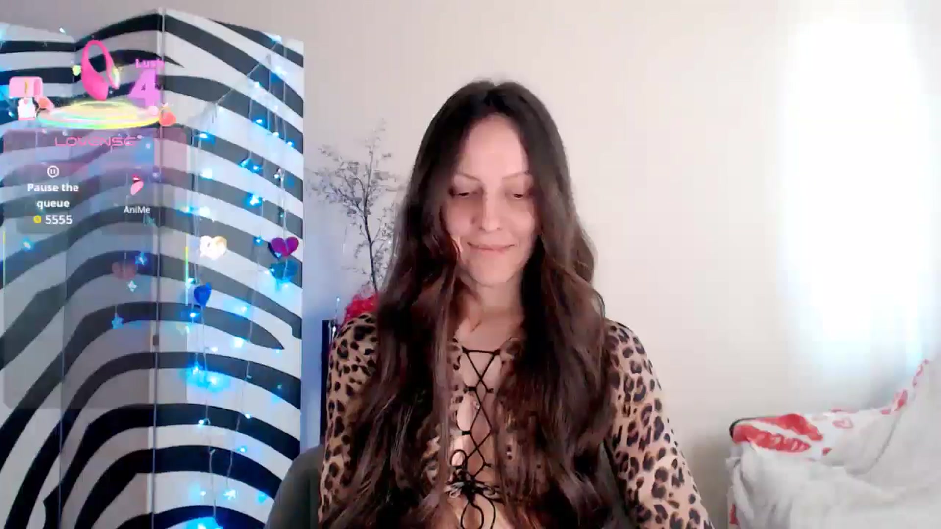 Gallery image thumbnail from BareflySi's myfreecams stream on, 04/16/2026, 11:10 image 5 of 20