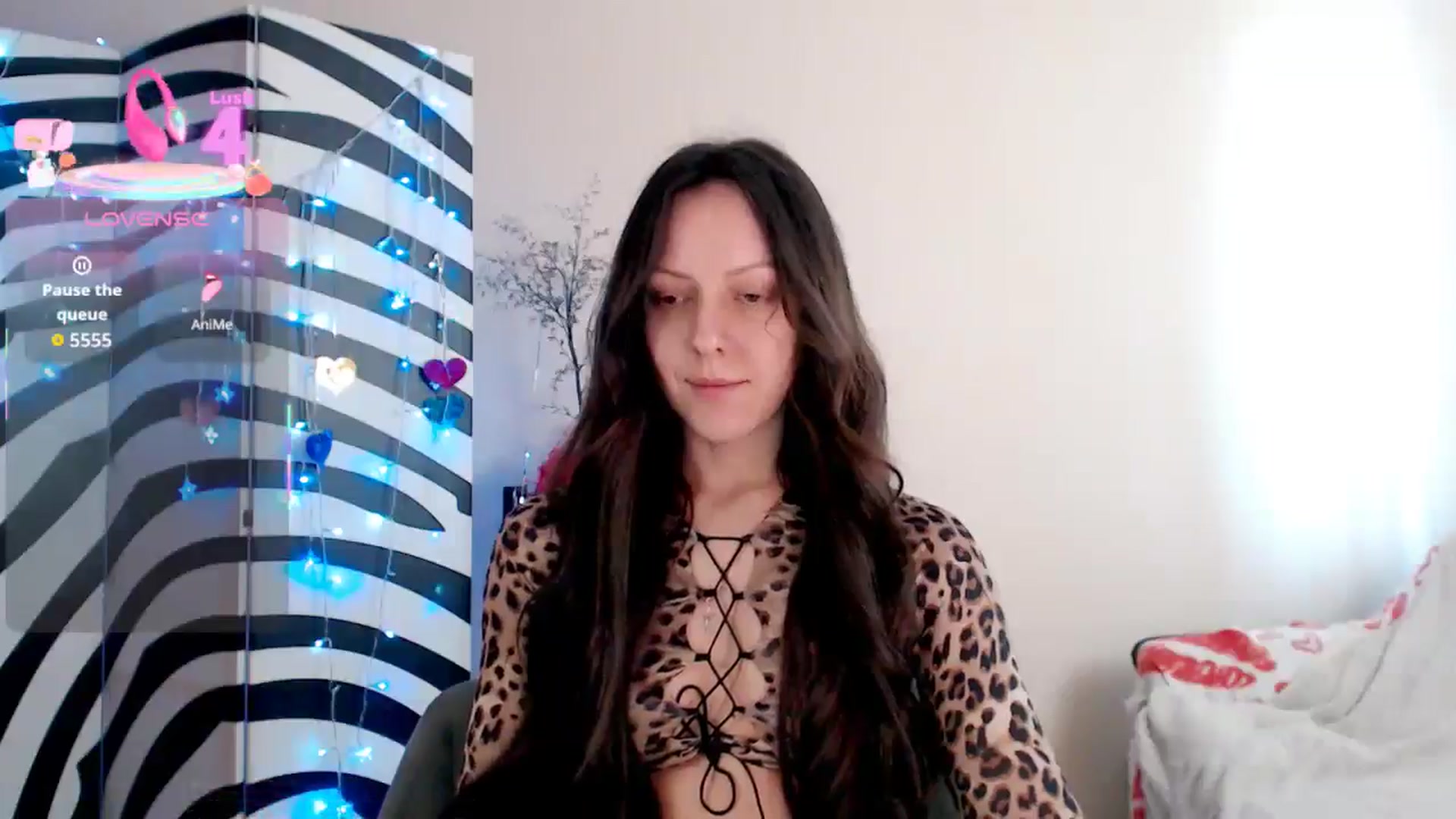 Gallery image thumbnail from BareflySi's myfreecams stream on, 04/16/2026, 11:38 image 6 of 20