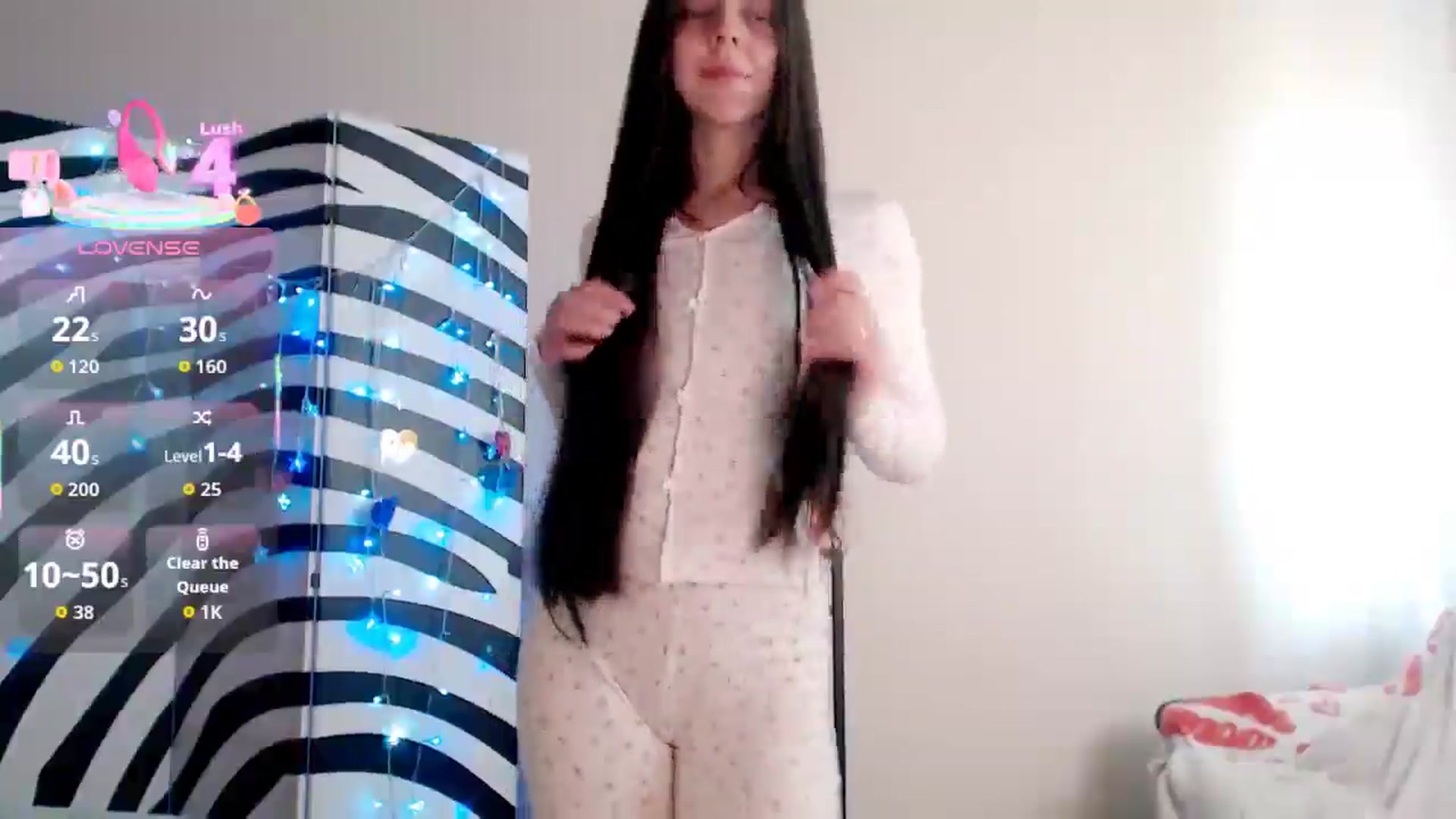 Gallery image thumbnail from BareflySi's myfreecams stream on, 04/17/2026, 12:05 image 8 of 20