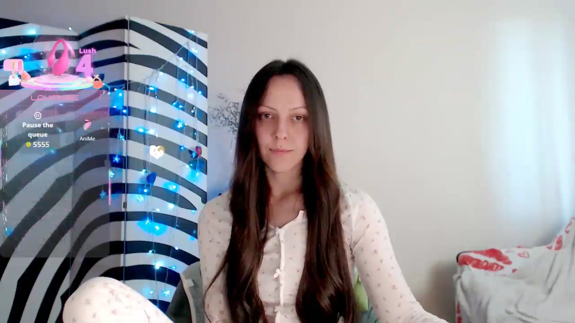 Gallery image thumbnail from BareflySi's myfreecams stream on, 04/19/2026, 13:58 image 2 of 20