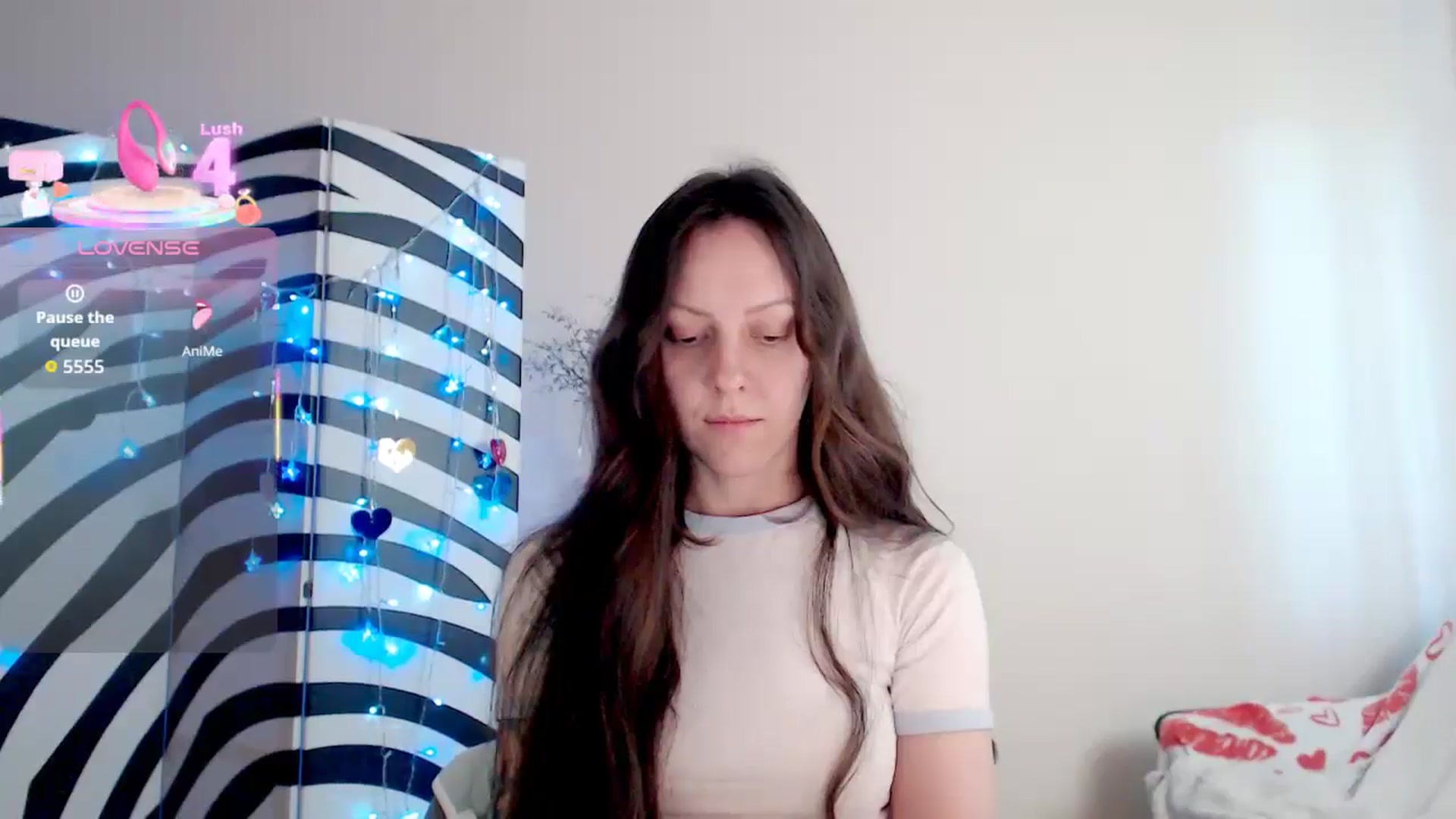 Gallery image thumbnail from BareflySi's myfreecams stream on, 04/20/2026, 09:25 image 4 of 20