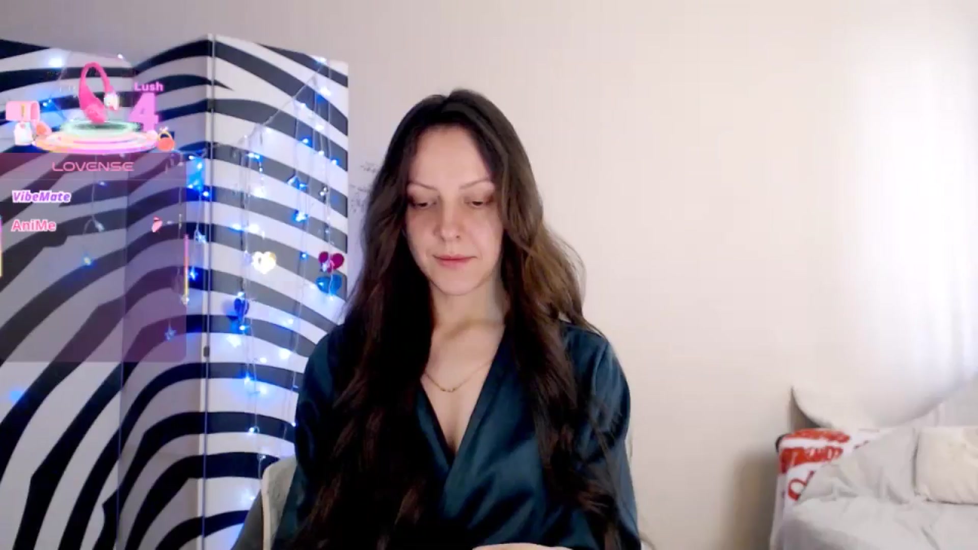 Gallery image thumbnail from BareflySi's myfreecams stream on, 04/23/2026, 09:54 image 12 of 20