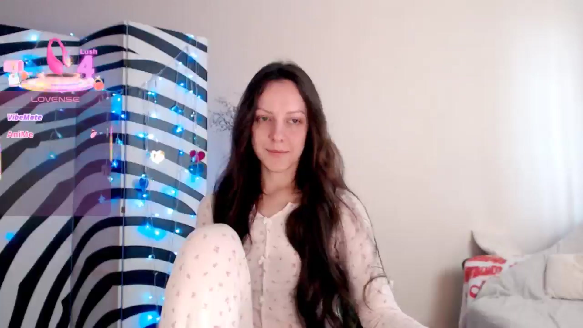 Gallery image thumbnail from BareflySi's myfreecams stream on, 04/23/2026, 10:48 image 7 of 20