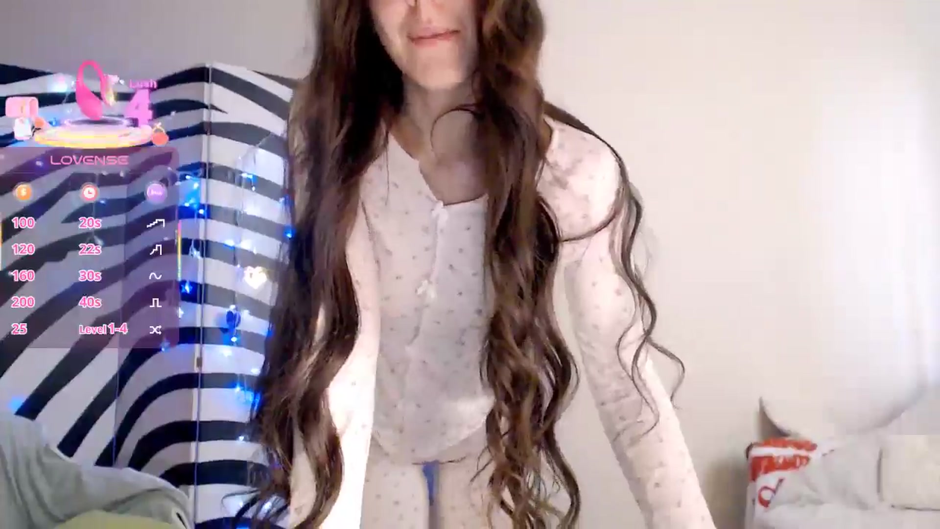 Gallery image thumbnail from BareflySi's myfreecams stream on, 04/23/2026, 10:48 image 15 of 20