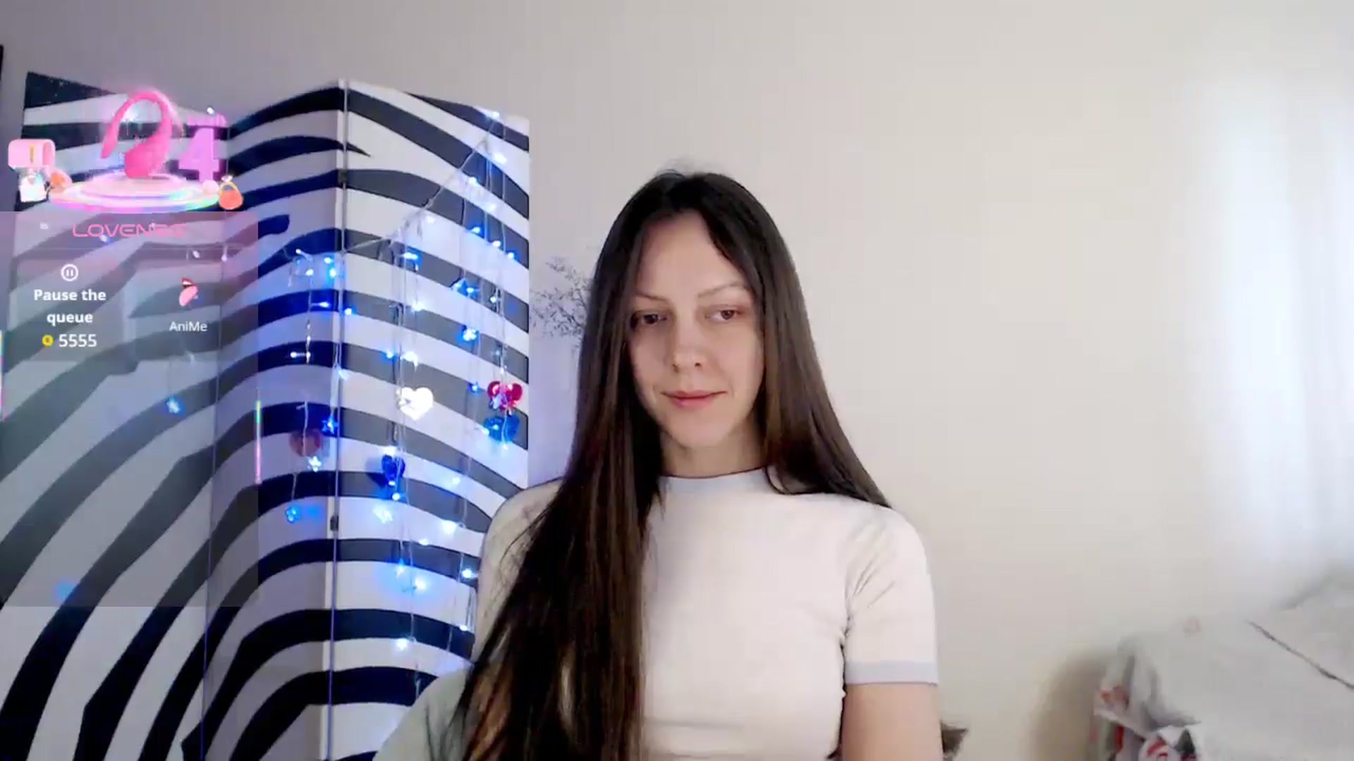 Gallery image thumbnail from BareflySi's myfreecams stream on, 04/28/2026, 09:57 image 14 of 20
