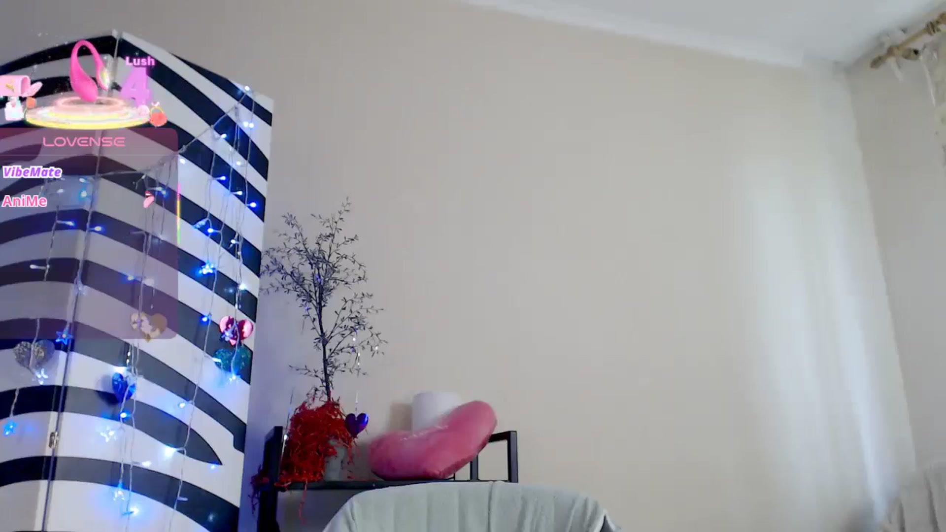 Gallery image thumbnail from BareflySi's myfreecams stream on, 05/01/2026, 11:50 image 18 of 20