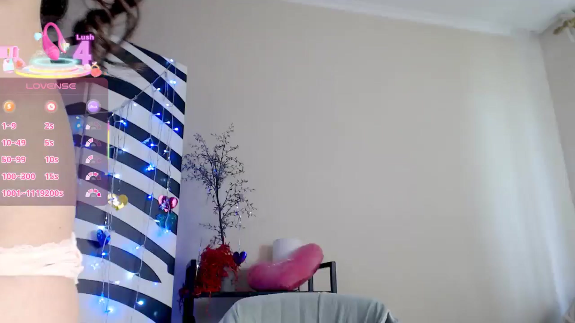 Gallery image thumbnail from BareflySi's myfreecams stream on, 05/01/2026, 11:50 image 17 of 20