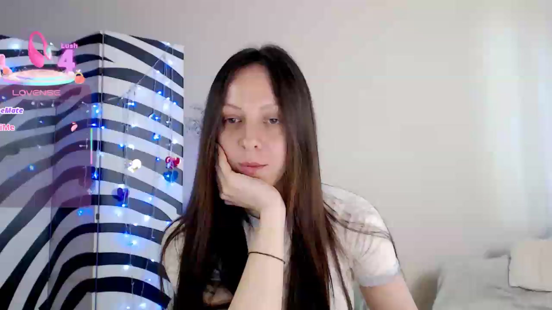 Gallery image thumbnail from BareflySi's myfreecams stream on, 05/04/2026, 09:43 image 1 of 20