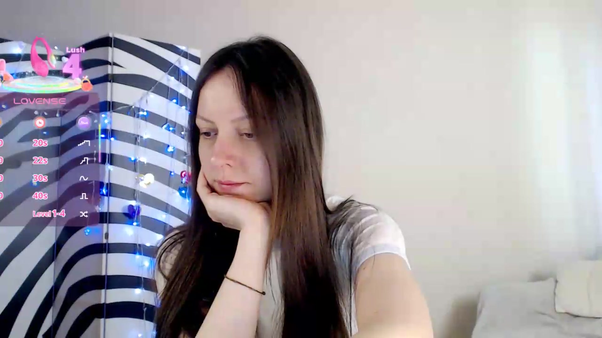 Gallery image thumbnail from BareflySi's myfreecams stream on, 05/04/2026, 09:43 image 7 of 20