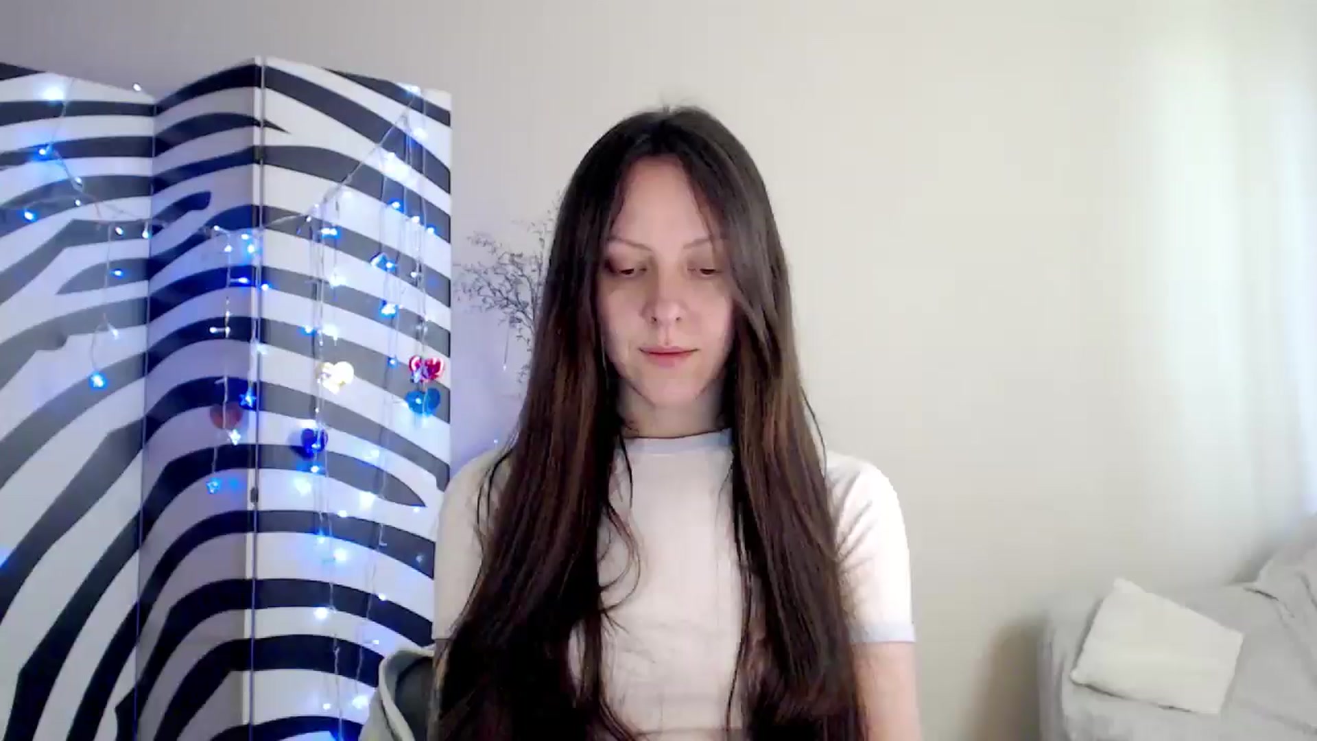 Gallery image thumbnail from BareflySi's myfreecams stream on, 05/06/2026, 09:57 image 5 of 20