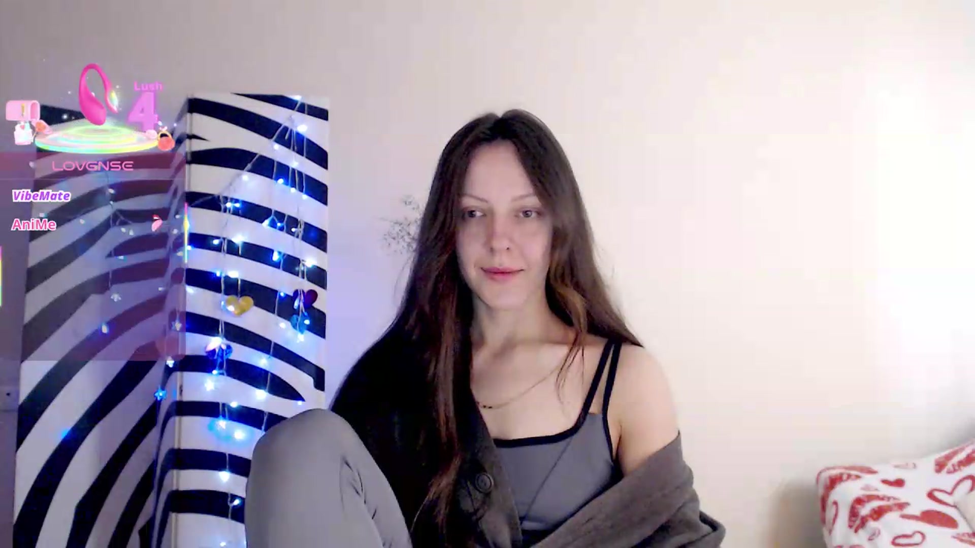 Gallery image thumbnail from BareflySi's myfreecams stream on, 05/13/2026, 10:11 image 4 of 20