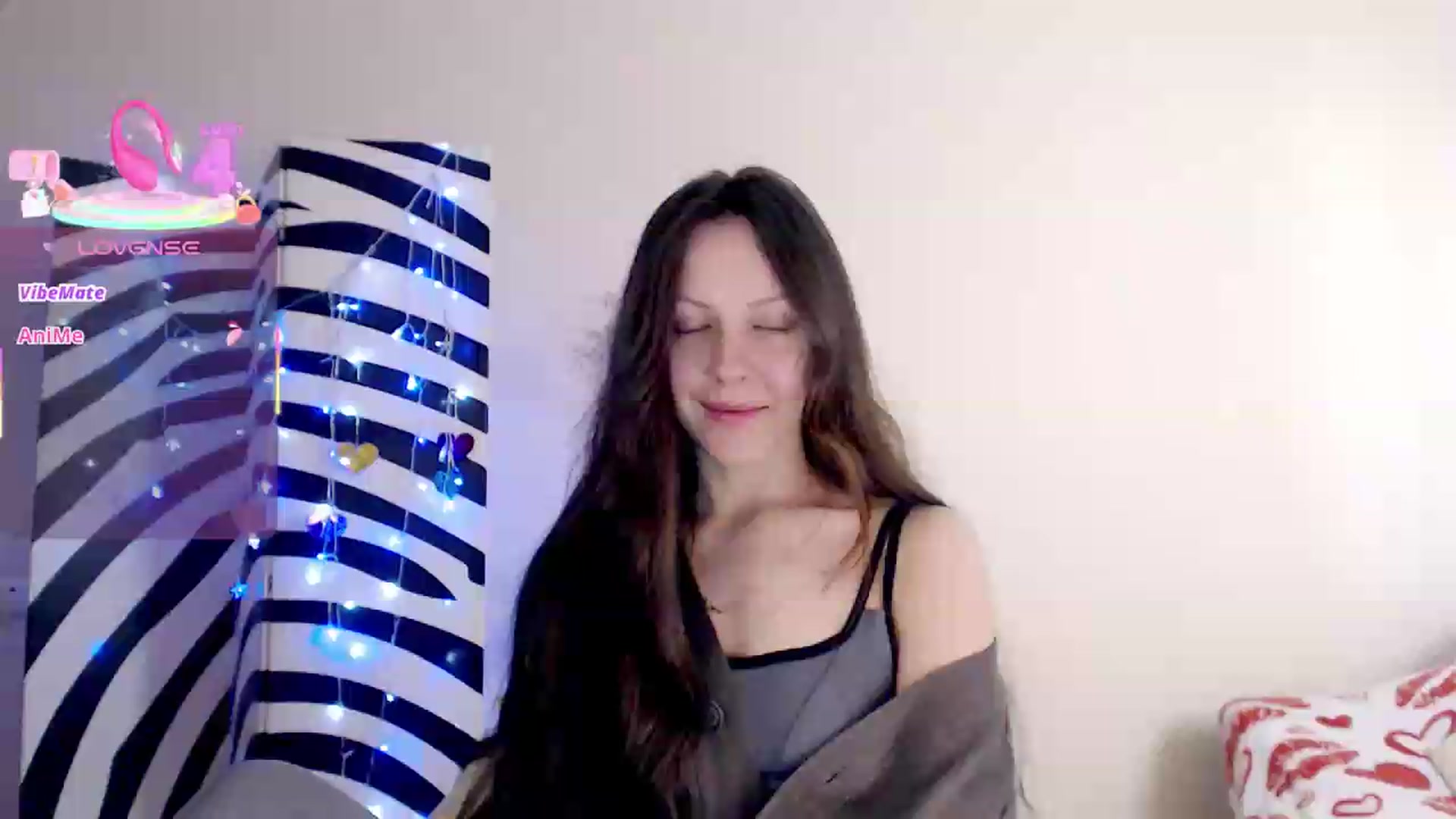 Gallery image thumbnail from BareflySi's myfreecams stream on, 05/13/2026, 10:11 image 11 of 20