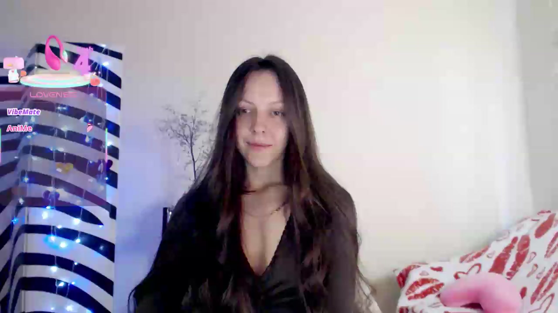 Gallery image thumbnail from BareflySi's myfreecams stream on, 05/17/2026, 11:14 image 18 of 20