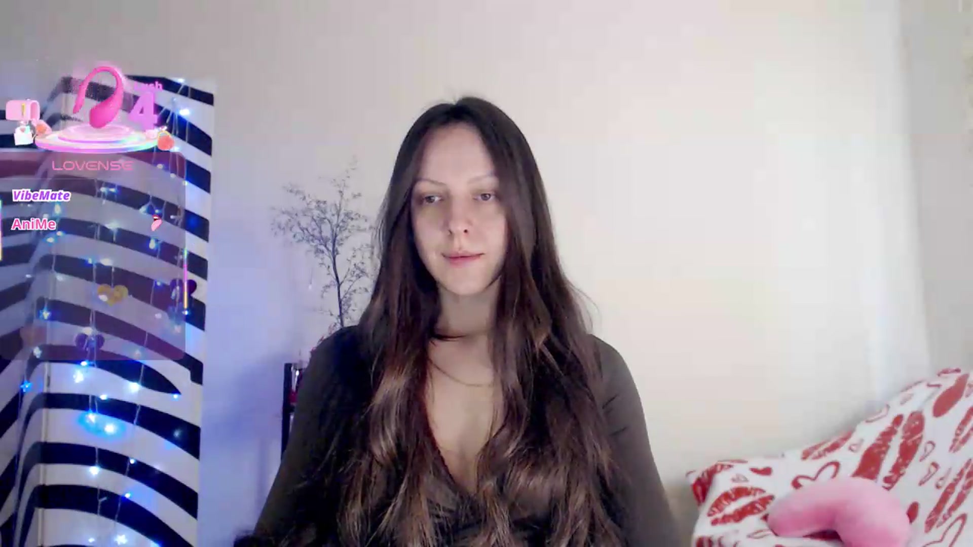 Gallery image thumbnail from BareflySi's myfreecams stream on, 05/17/2026, 11:14 image 19 of 20