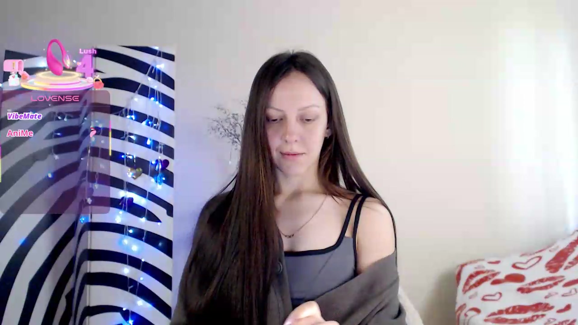 Gallery image thumbnail from BareflySi's myfreecams stream on, 05/18/2026, 10:09 image 12 of 20