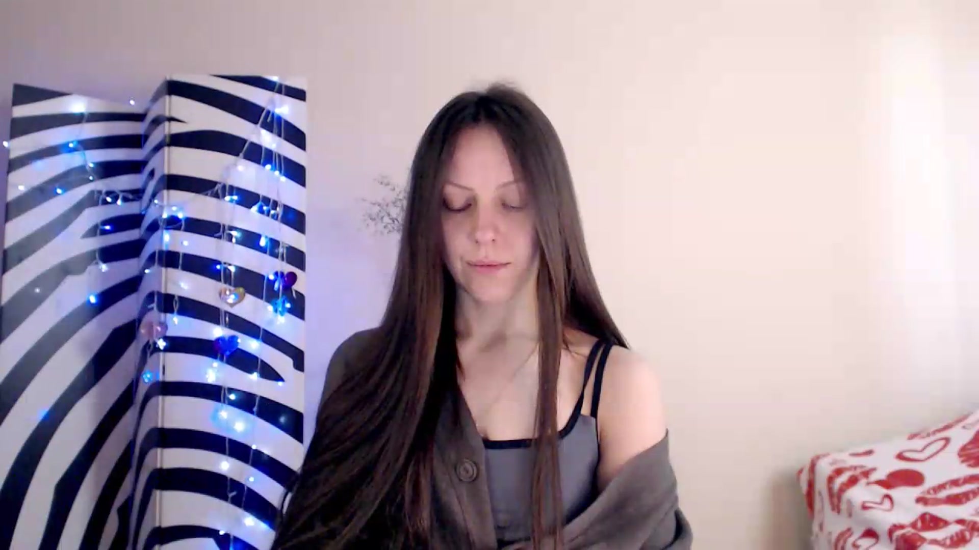 Gallery image thumbnail from BareflySi's myfreecams stream on, 05/20/2026, 09:40 image 8 of 20