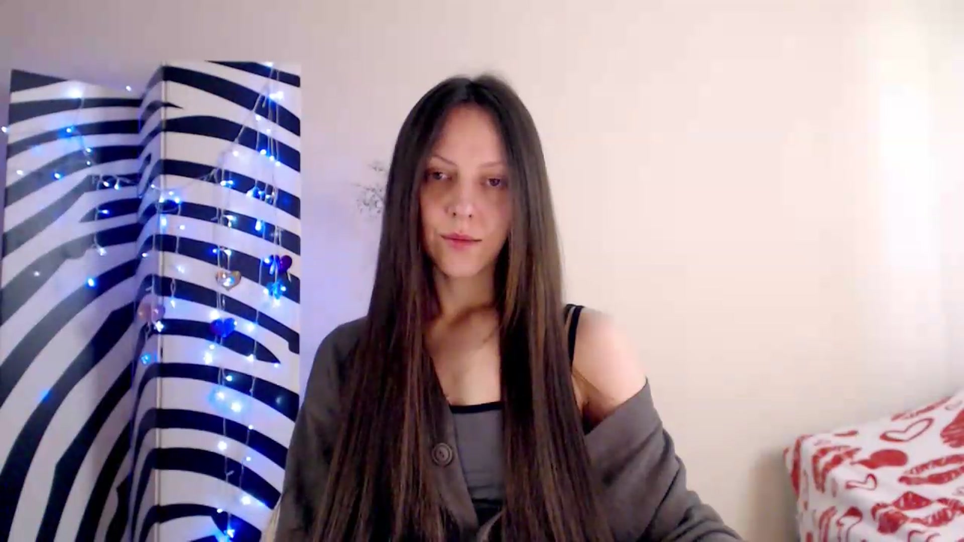 Gallery image thumbnail from BareflySi's myfreecams stream on, 05/20/2026, 09:40 image 16 of 20