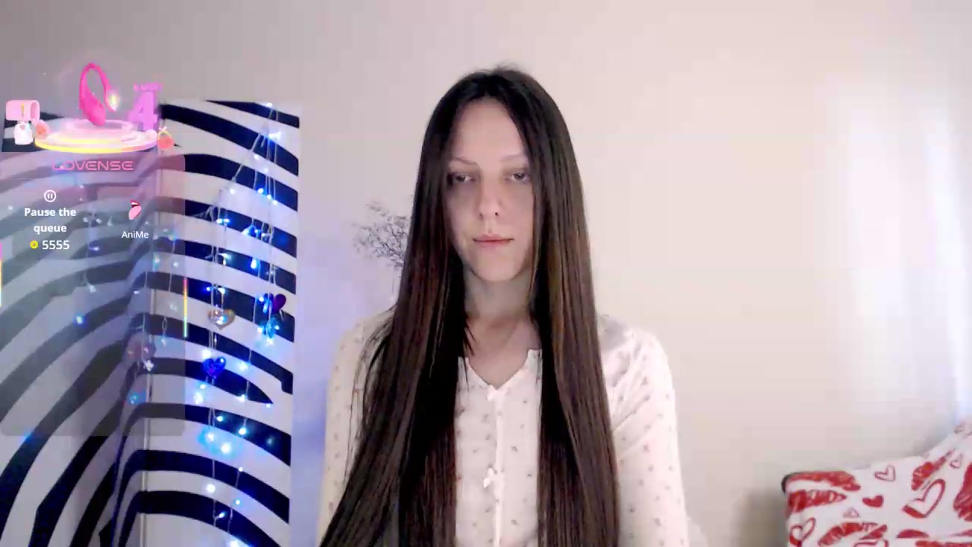 Gallery image thumbnail from BareflySi's myfreecams stream on, 05/20/2026, 12:13 image 6 of 20