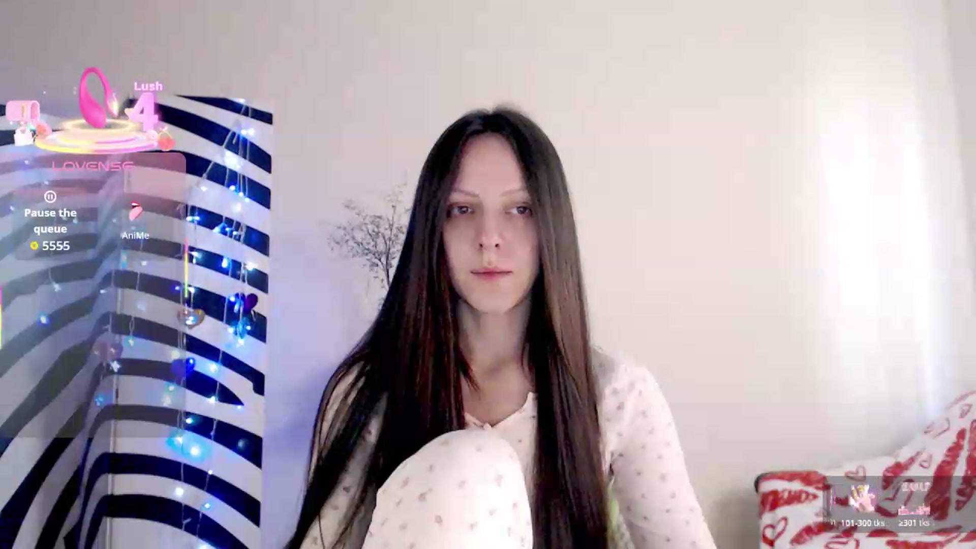 Gallery image thumbnail from BareflySi's myfreecams stream on, 05/20/2026, 12:13 image 17 of 20