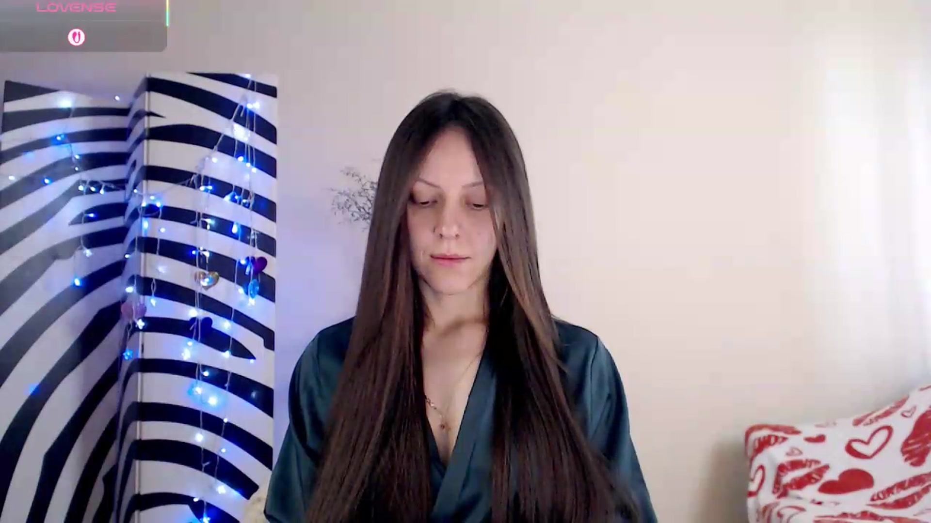 Gallery image thumbnail from BareflySi's myfreecams stream on, 05/21/2026, 09:17 image 3 of 20