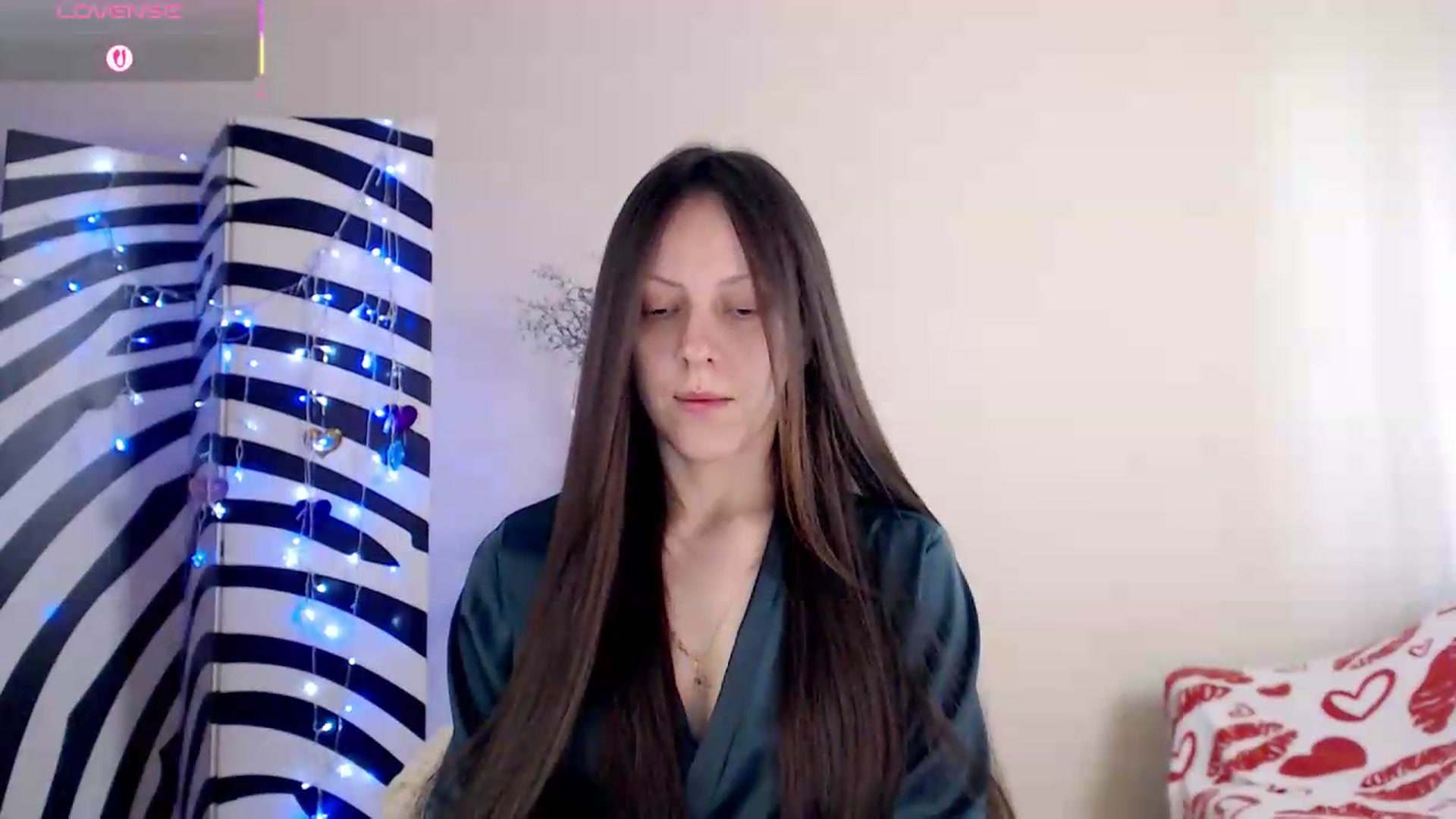 Gallery image thumbnail from BareflySi's myfreecams stream on, 05/21/2026, 09:17 image 11 of 20