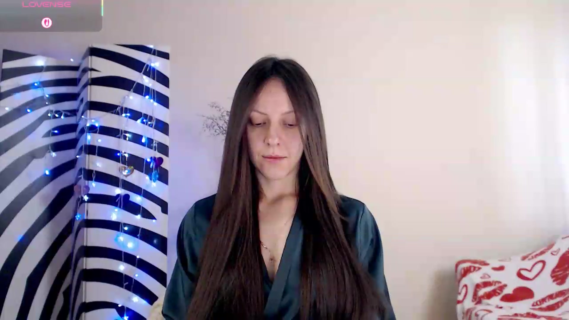 Gallery image thumbnail from BareflySi's myfreecams stream on, 05/21/2026, 09:17 image 2 of 20