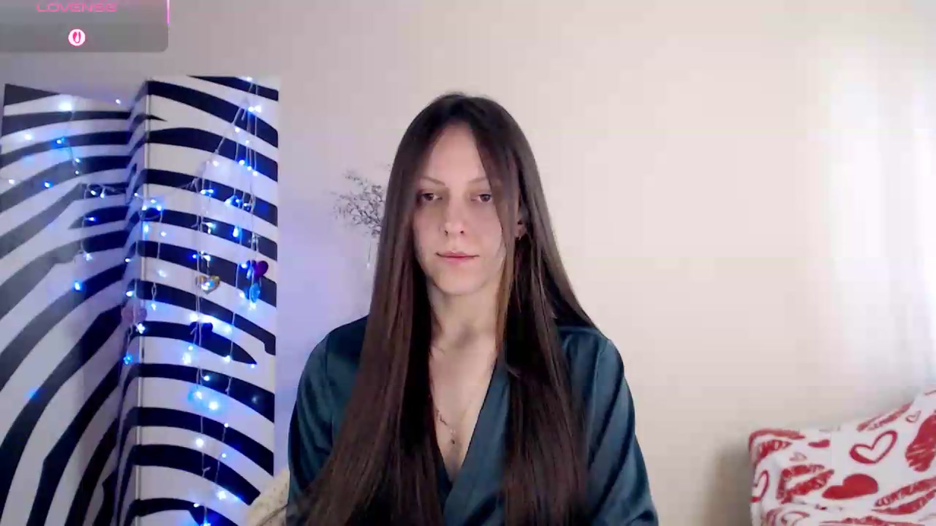 Gallery image thumbnail from BareflySi's myfreecams stream on, 05/21/2026, 09:17 image 16 of 20