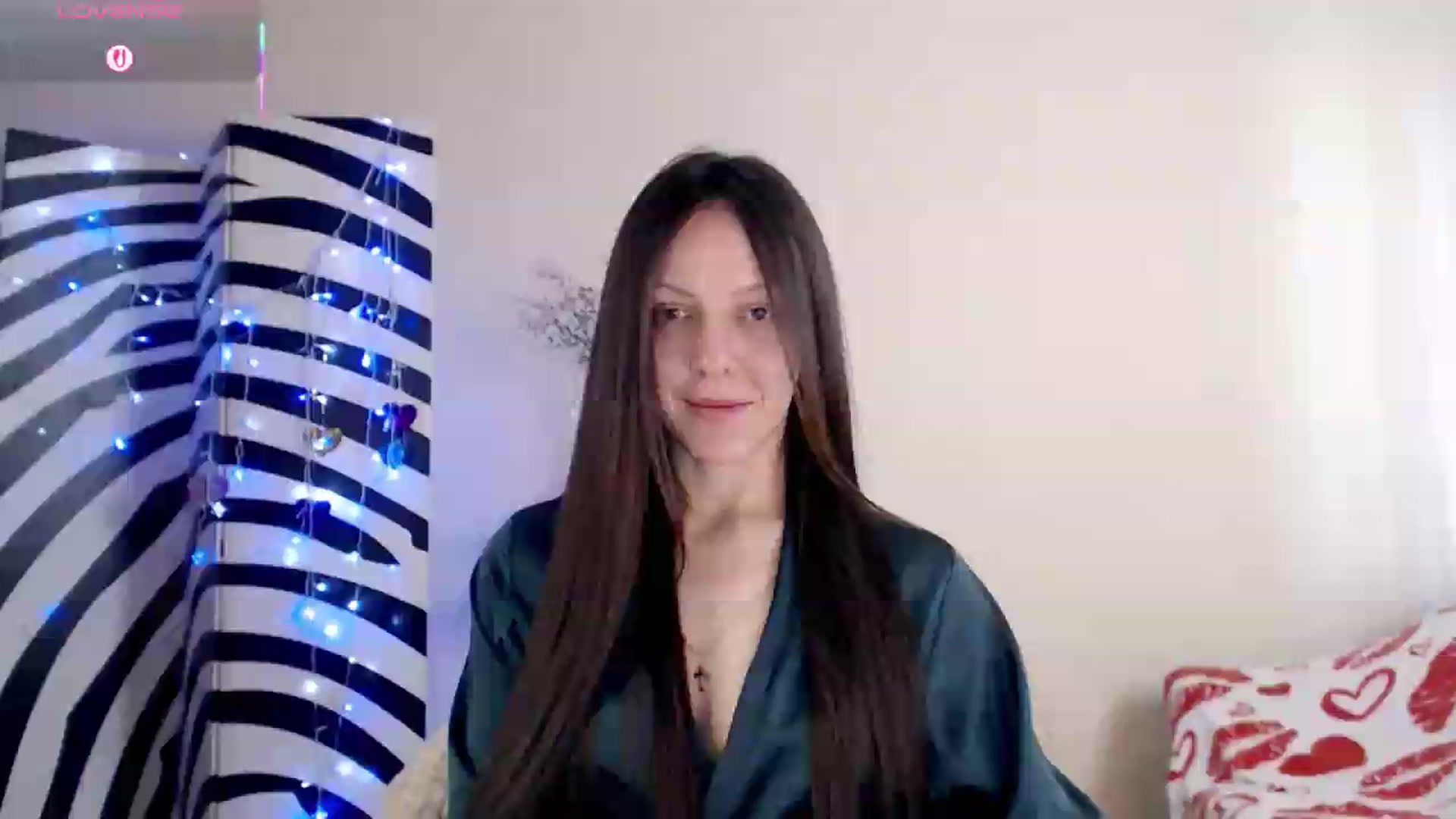Gallery image thumbnail from BareflySi's myfreecams stream on, 05/21/2026, 09:49 image 12 of 20