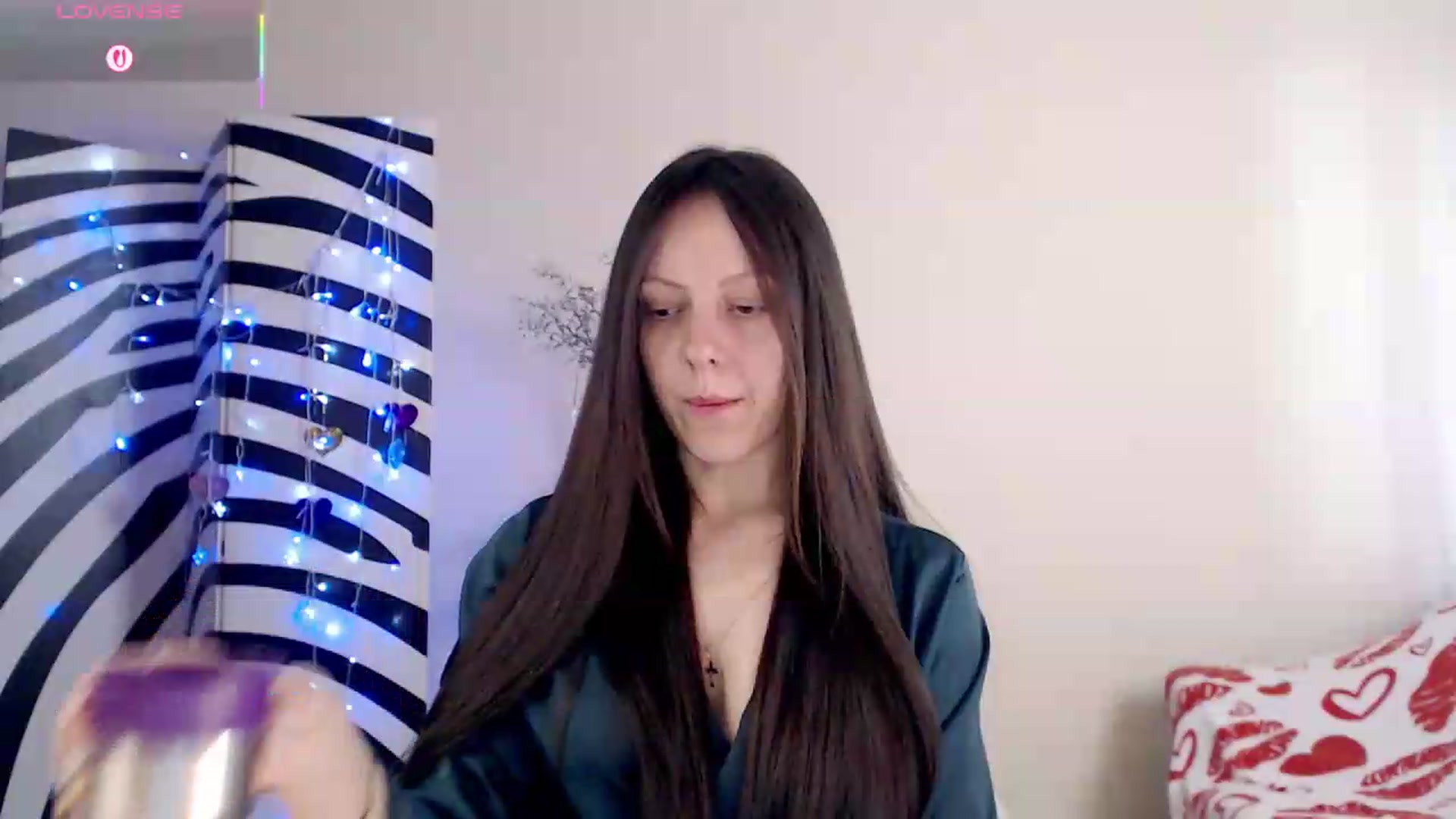 Gallery image thumbnail from BareflySi's myfreecams stream on, 05/21/2026, 09:49 image 4 of 20