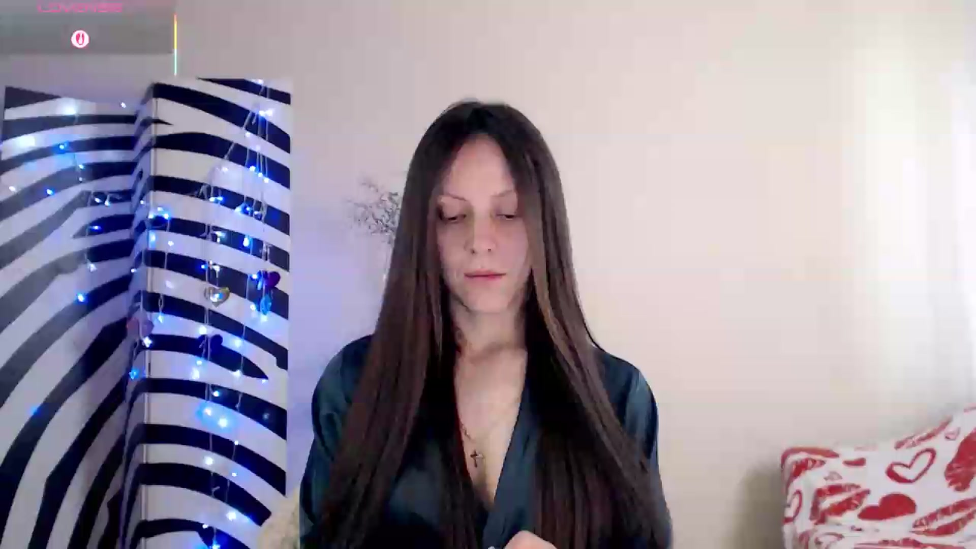Gallery image thumbnail from BareflySi's myfreecams stream on, 05/21/2026, 09:49 image 9 of 20