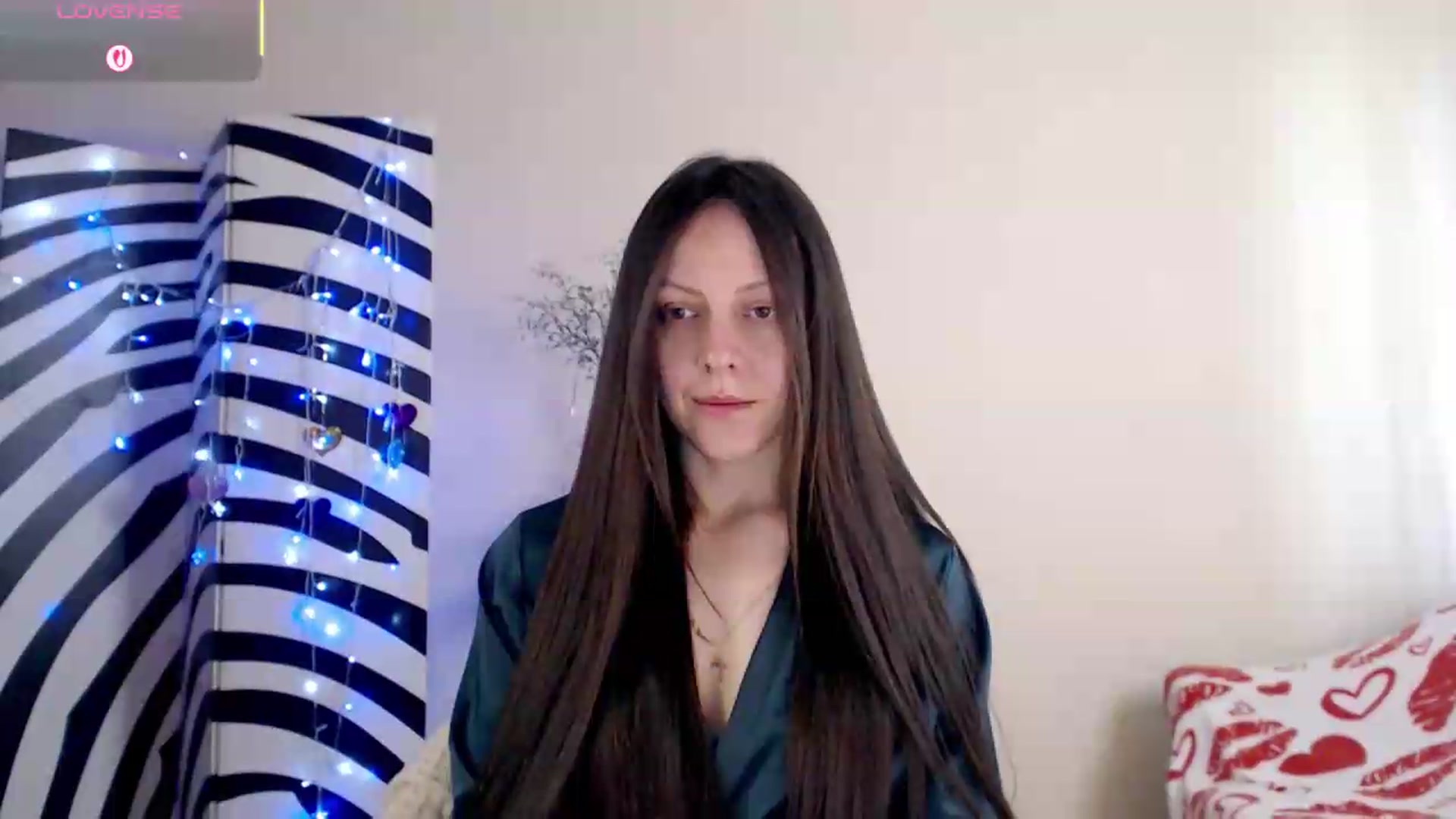 Gallery image thumbnail from BareflySi's myfreecams stream on, 05/21/2026, 09:49 image 17 of 20