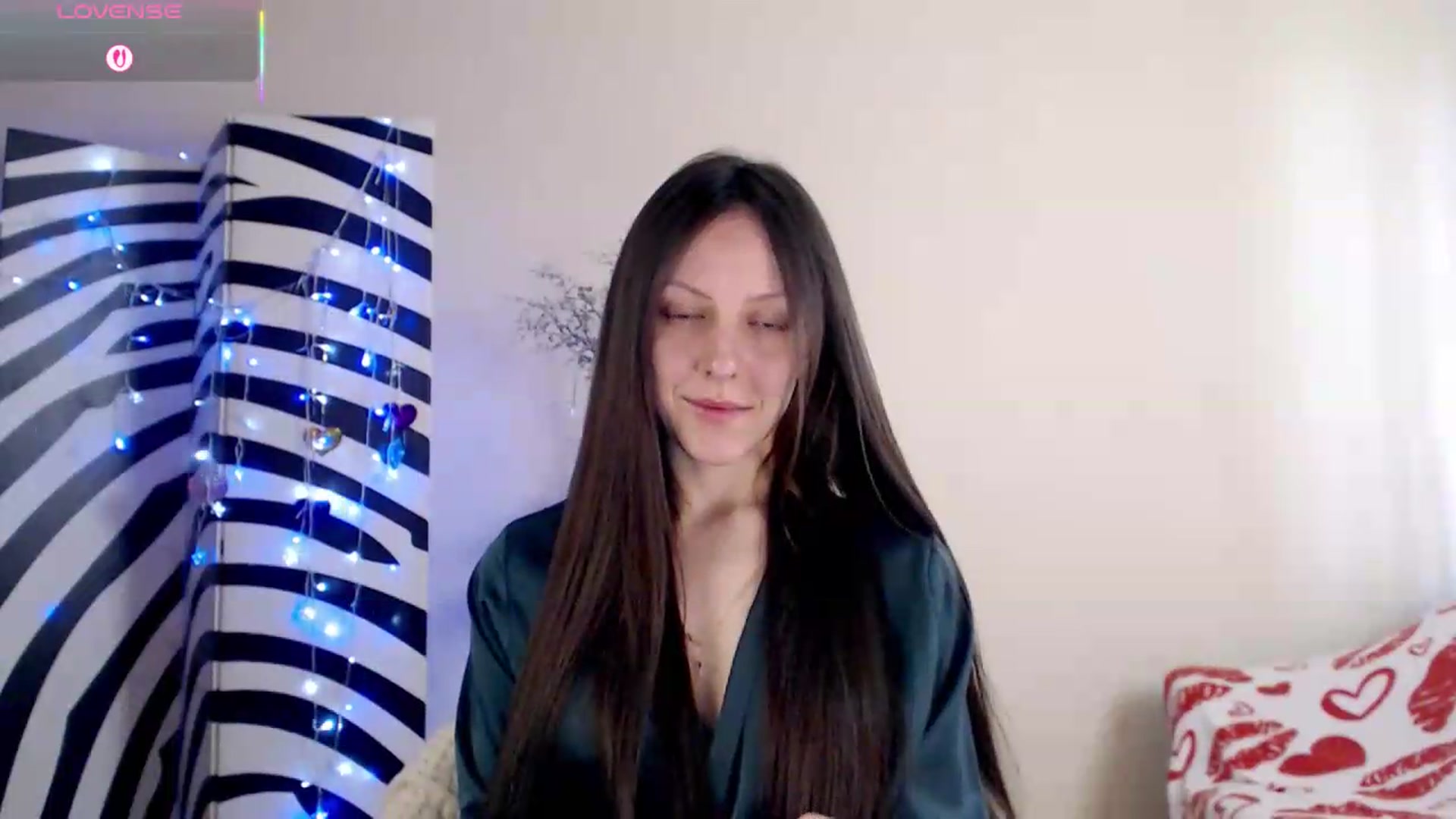 Gallery image thumbnail from BareflySi's myfreecams stream on, 05/21/2026, 09:49 image 15 of 20