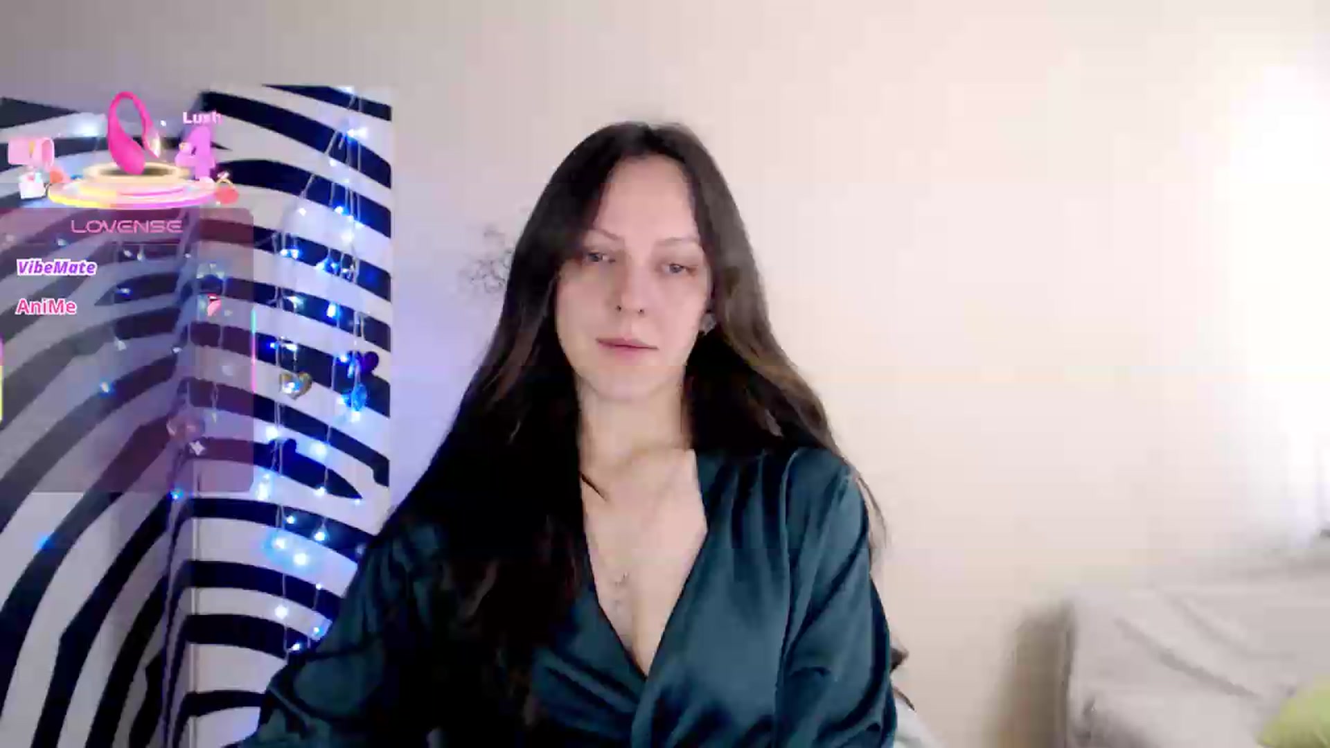 Gallery image thumbnail from BareflySi's myfreecams stream on, 06/04/2026, 09:30 image 18 of 20