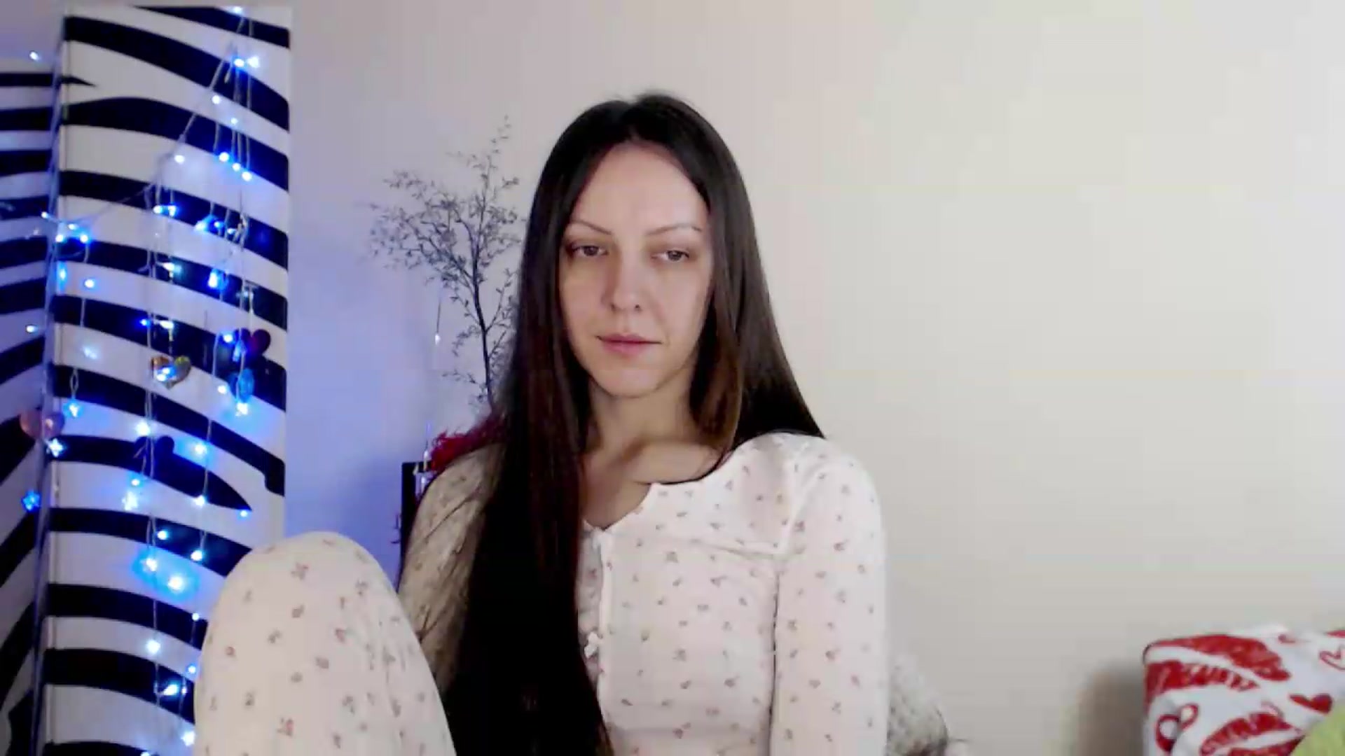 Gallery image thumbnail from BareflySi's myfreecams stream on, 06/05/2026, 10:09 image 16 of 20