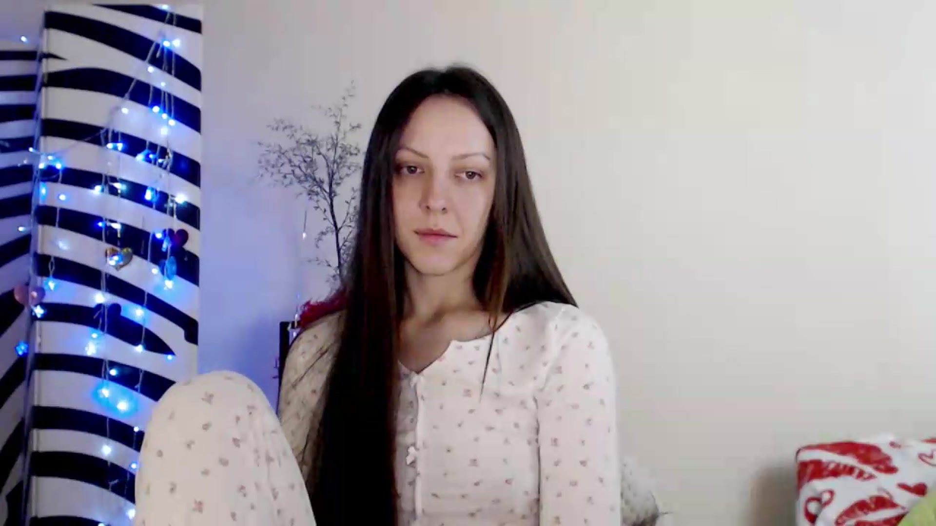 Gallery image thumbnail from BareflySi's myfreecams stream on, 06/05/2026, 10:09 image 17 of 20