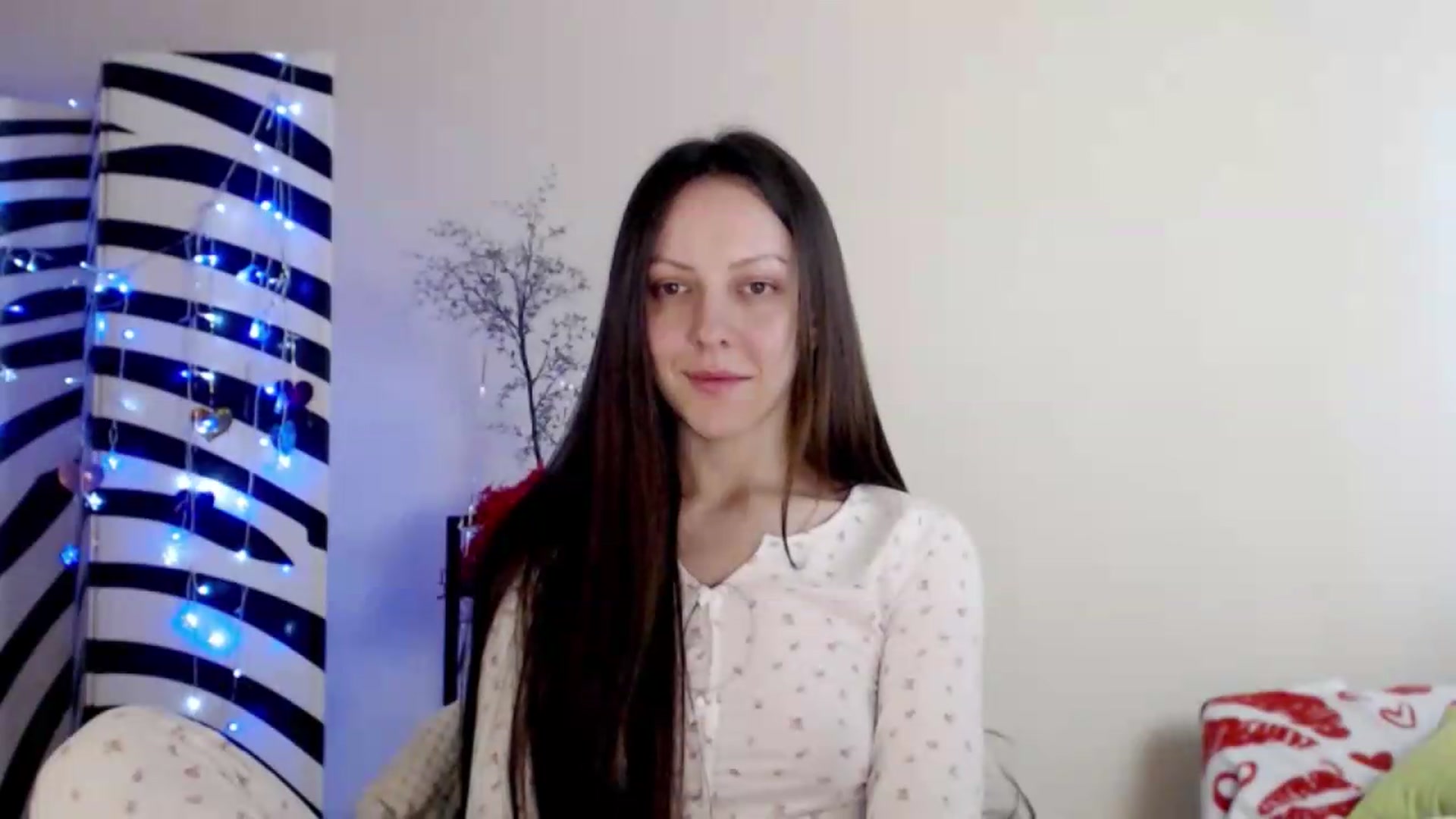 Gallery image thumbnail from BareflySi's myfreecams stream on, 06/05/2026, 10:09 image 13 of 20
