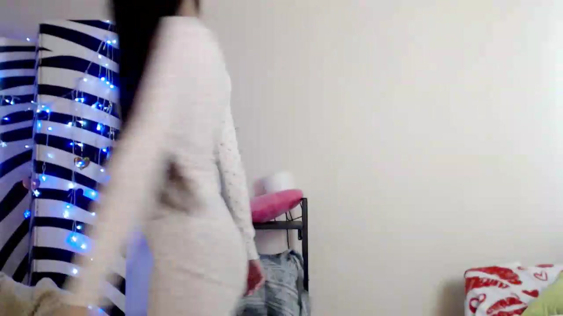 Gallery image thumbnail from BareflySi's myfreecams stream on, 06/05/2026, 10:09 image 6 of 20
