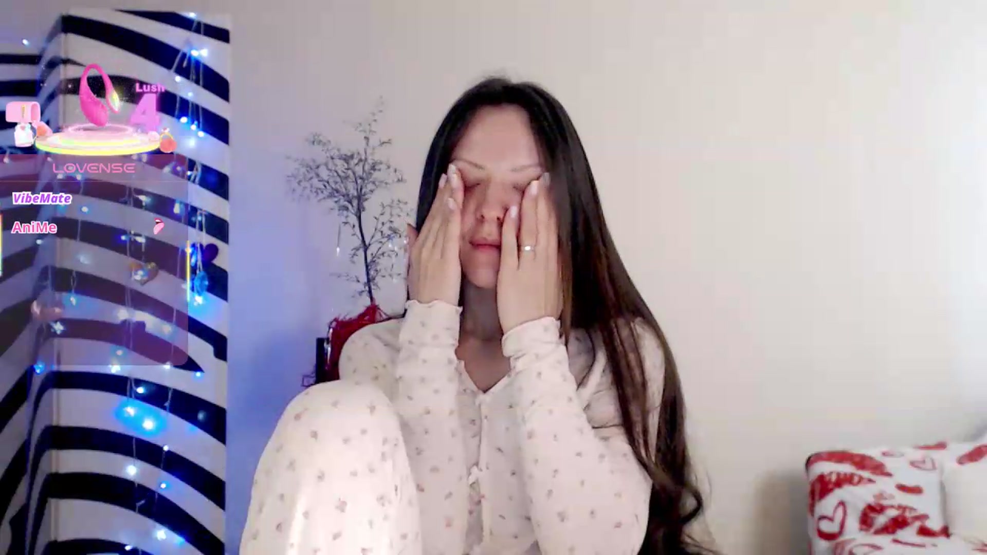 Gallery image thumbnail from BareflySi's myfreecams stream on, 06/08/2026, 12:33 image 8 of 20