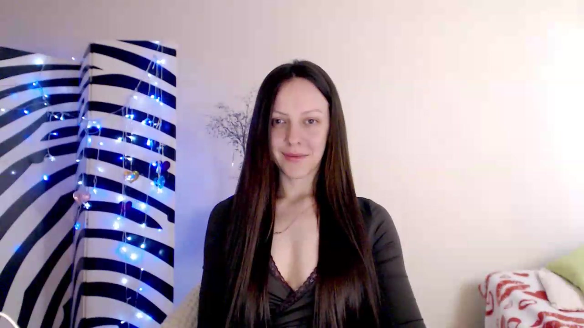 Gallery image thumbnail from BareflySi's myfreecams stream on, 06/10/2026, 09:17 image 17 of 20
