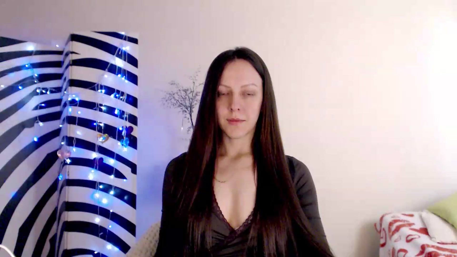 Gallery image thumbnail from BareflySi's myfreecams stream on, 06/10/2026, 09:17 image 18 of 20