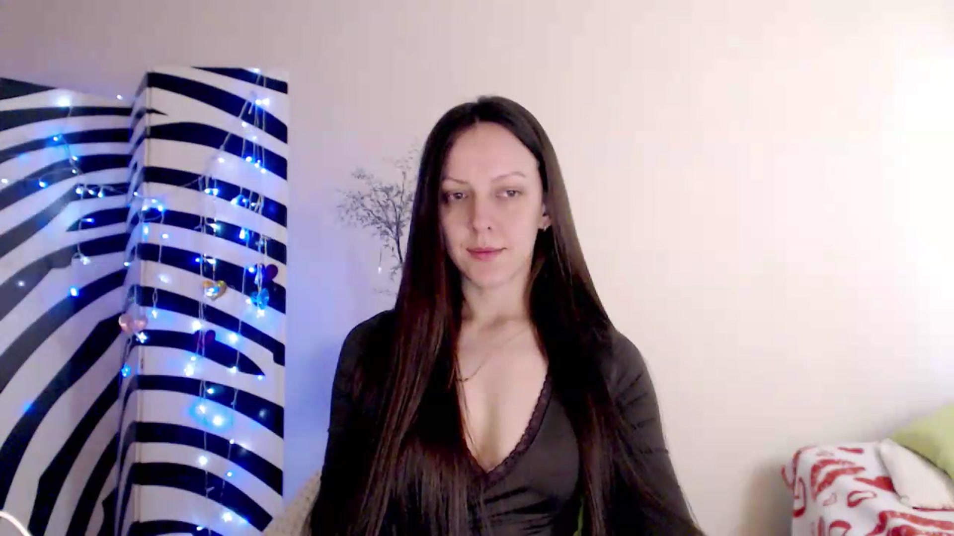 Gallery image thumbnail from BareflySi's myfreecams stream on, 06/10/2026, 09:17 image 13 of 20