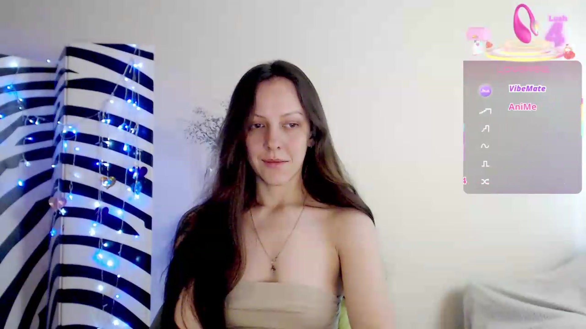 Gallery image thumbnail from BareflySi's myfreecams stream on, 06/12/2026, 10:27 image 16 of 20