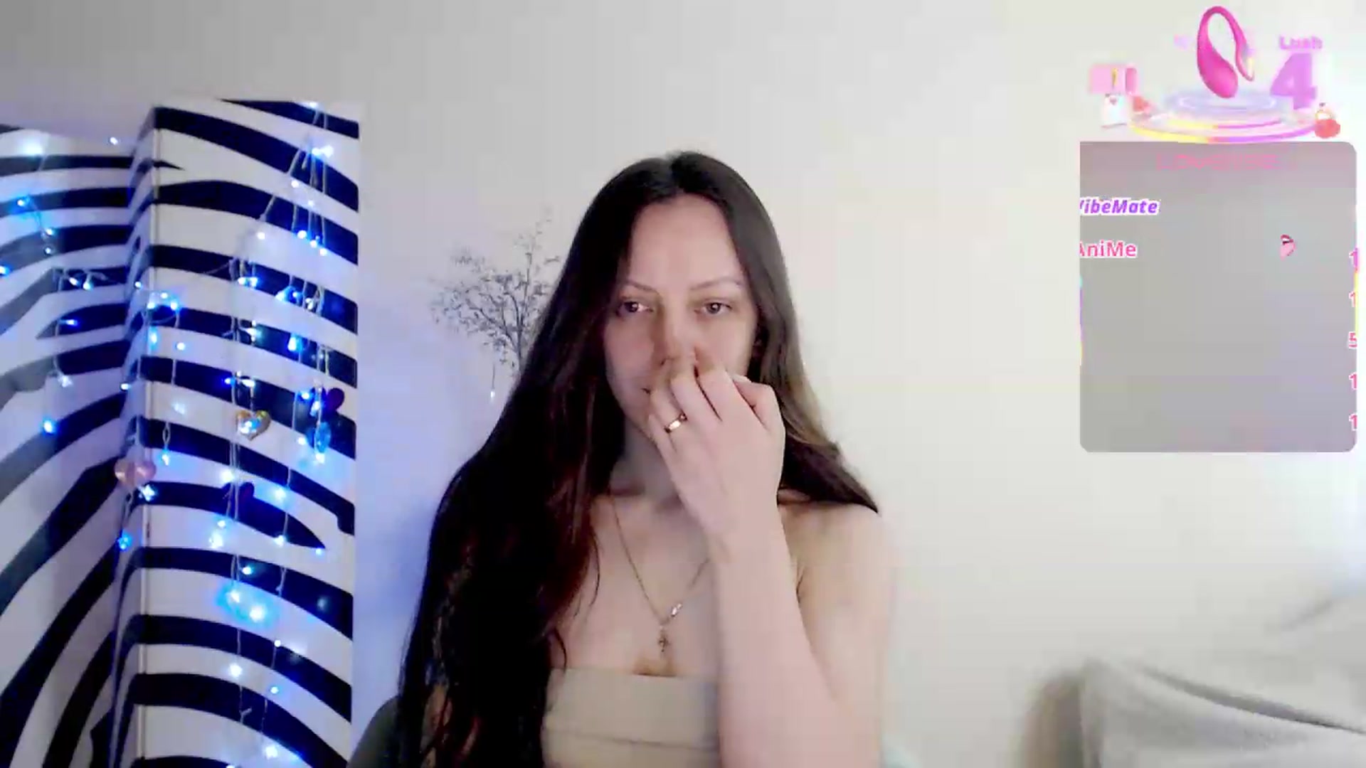 Gallery image thumbnail from BareflySi's myfreecams stream on, 06/12/2026, 10:27 image 14 of 20
