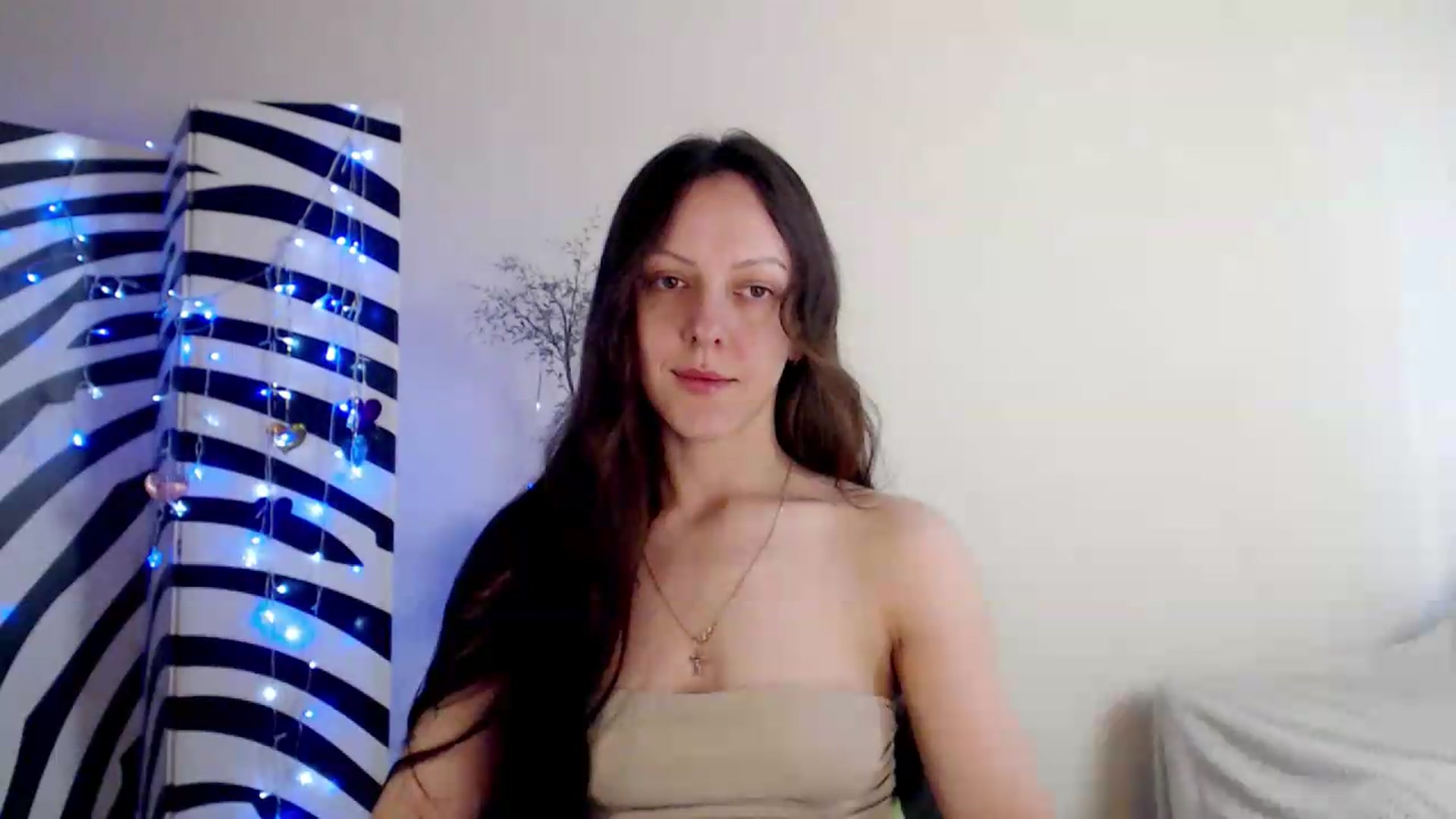 Gallery image thumbnail from BareflySi's myfreecams stream on, 06/13/2026, 08:55 image 5 of 20