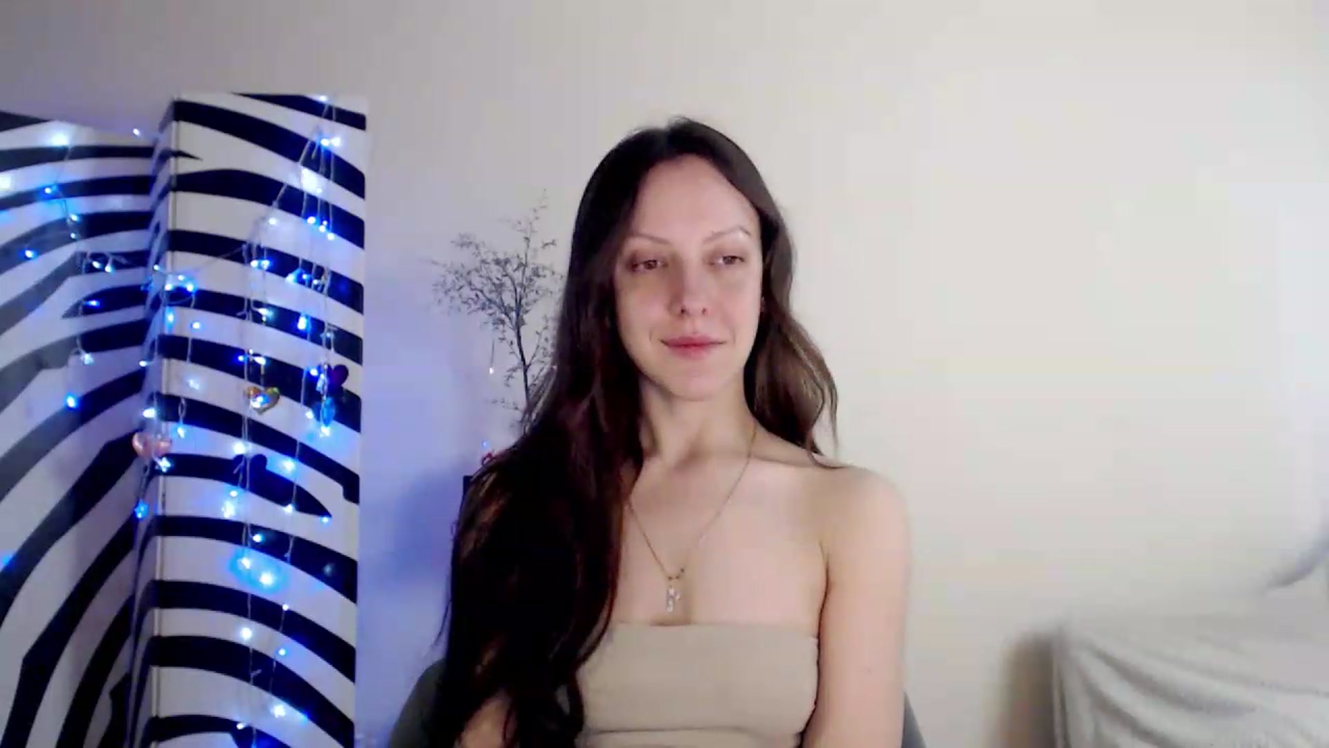 Gallery image thumbnail from BareflySi's myfreecams stream on, 06/13/2026, 08:55 image 10 of 20