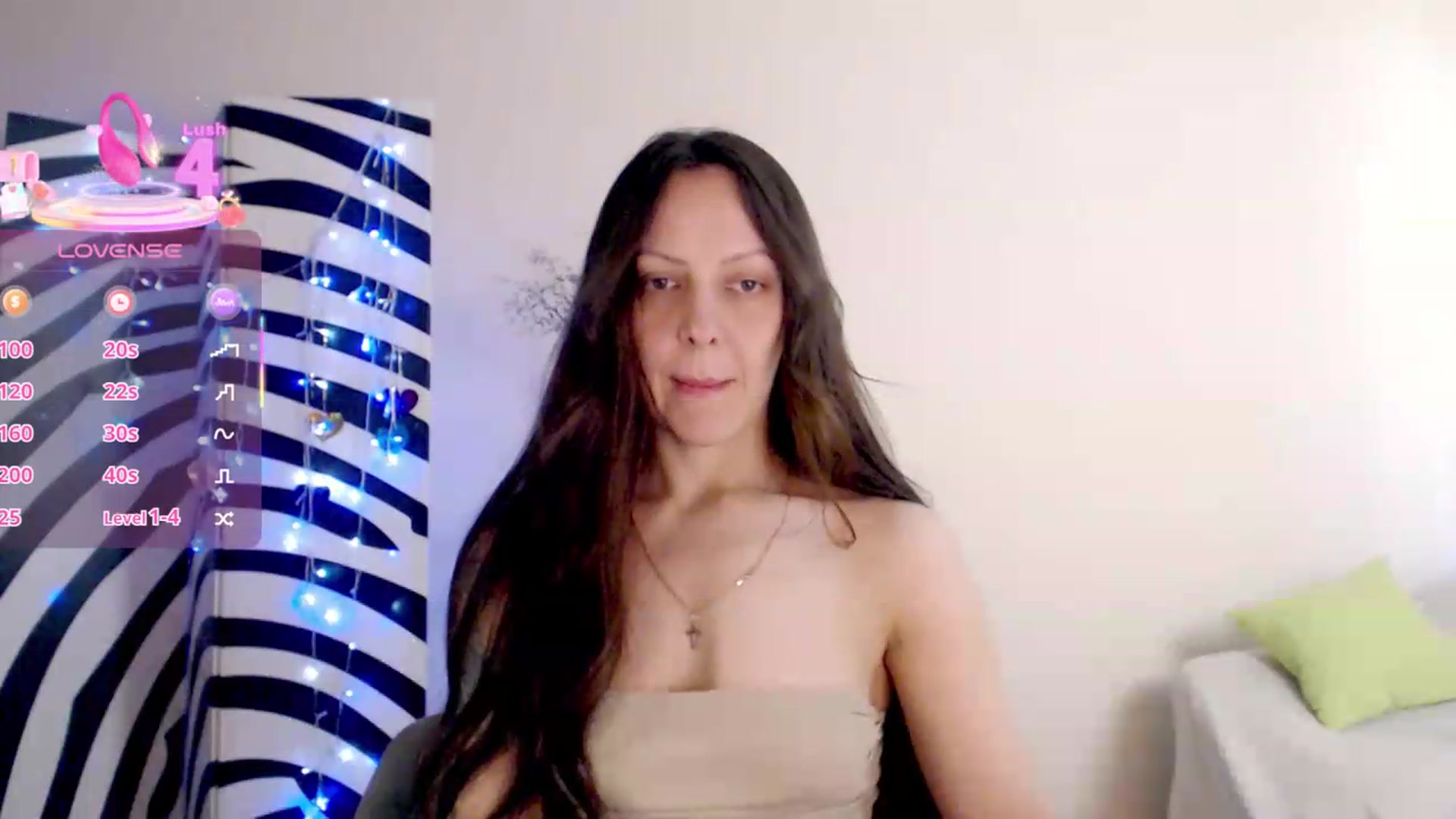 Gallery image thumbnail from BareflySi's myfreecams stream on, 06/14/2026, 09:59 image 17 of 20