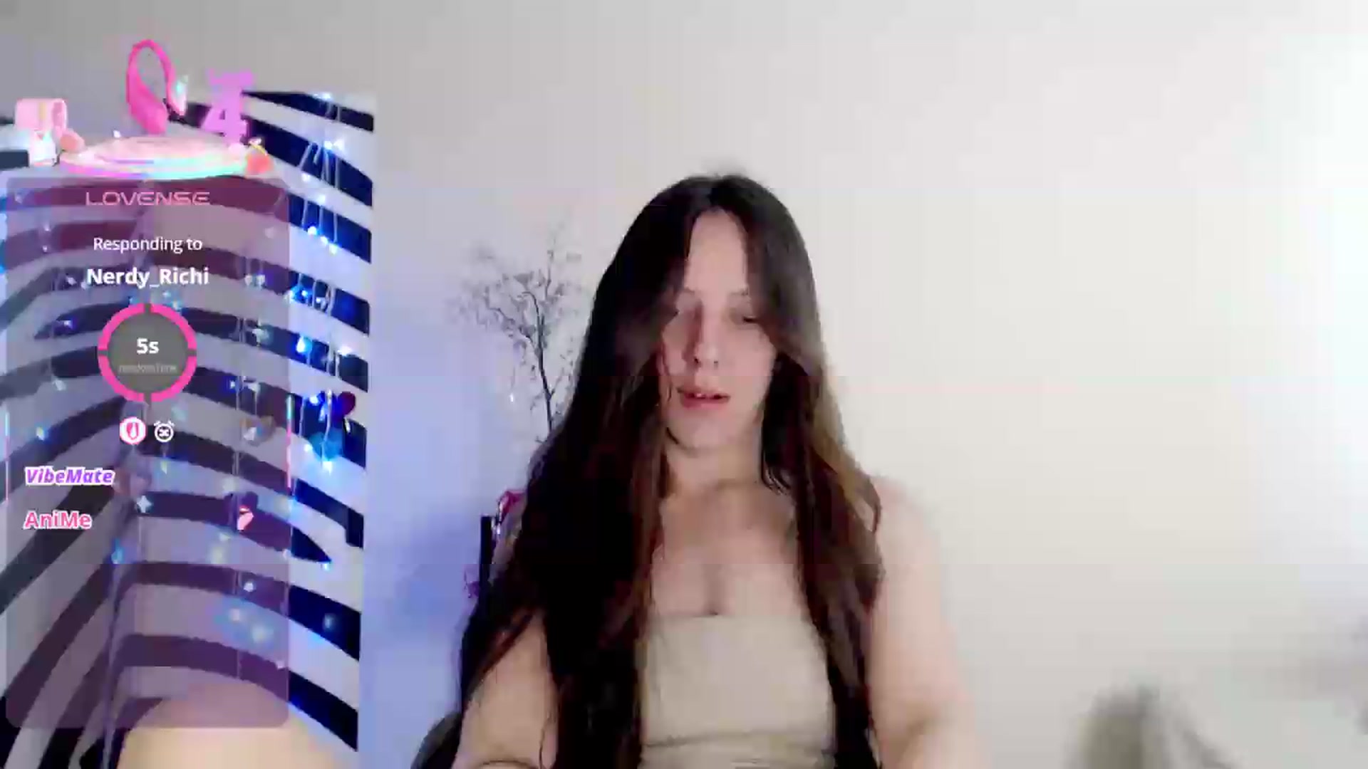 Gallery image thumbnail from BareflySi's myfreecams stream on, 06/15/2026, 10:50 image 1 of 20