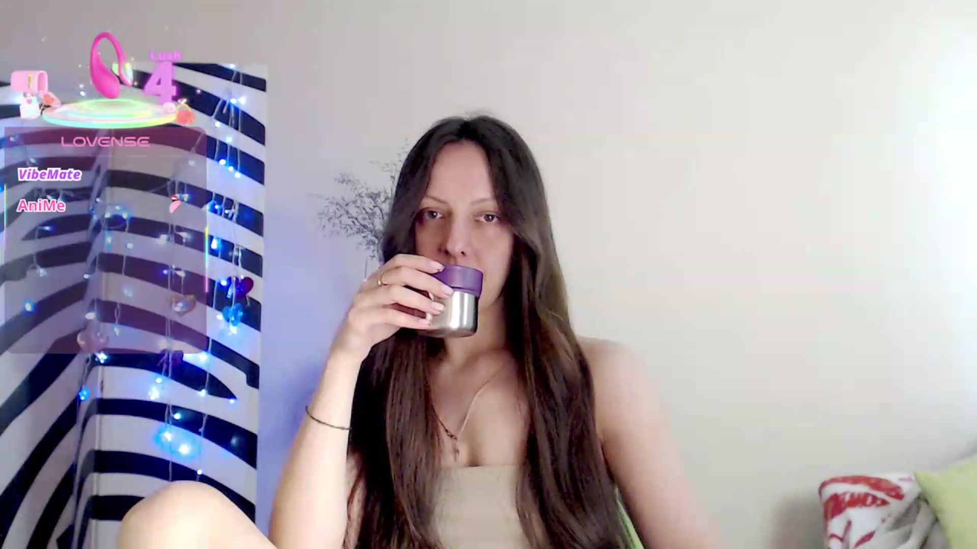Gallery image thumbnail from BareflySi's myfreecams stream on, 06/15/2026, 12:54 image 3 of 20
