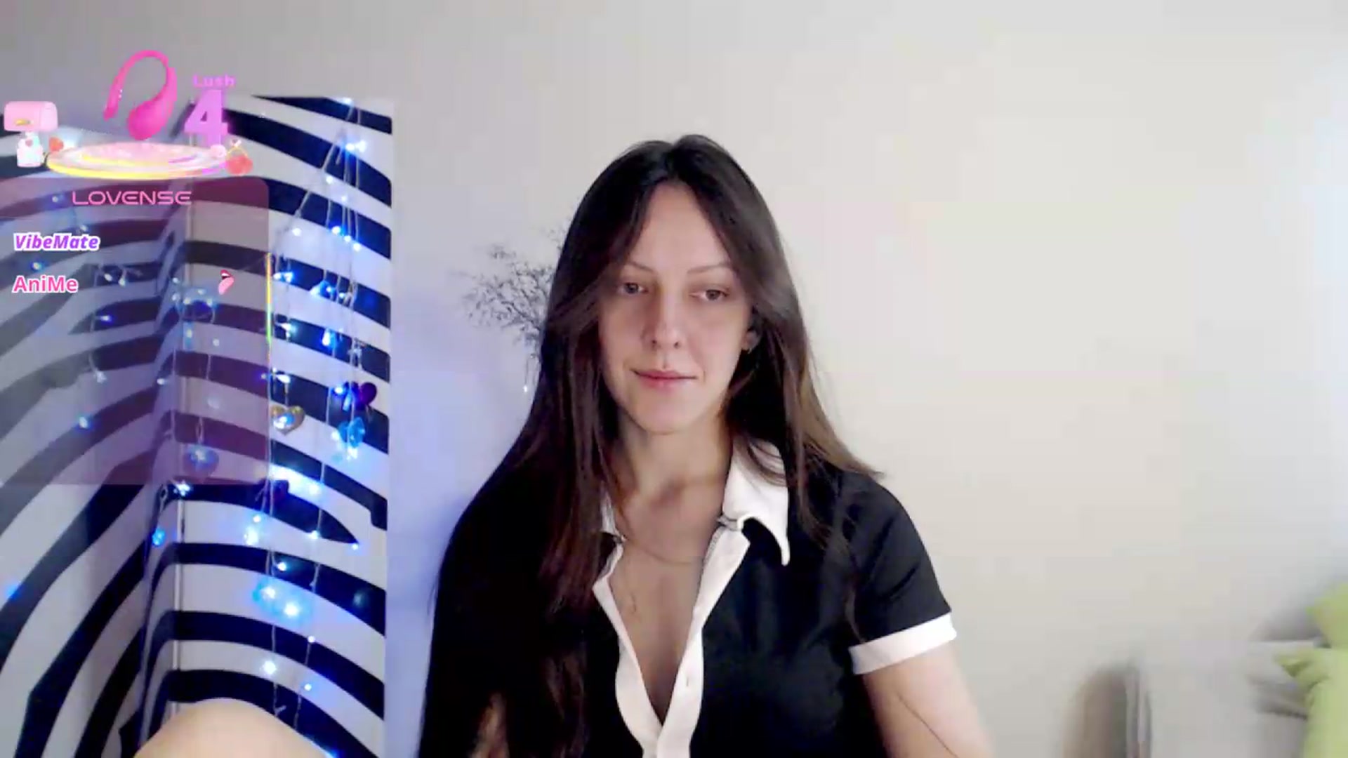 Gallery image thumbnail from BareflySi's myfreecams stream on, 06/19/2026, 09:29 image 7 of 20