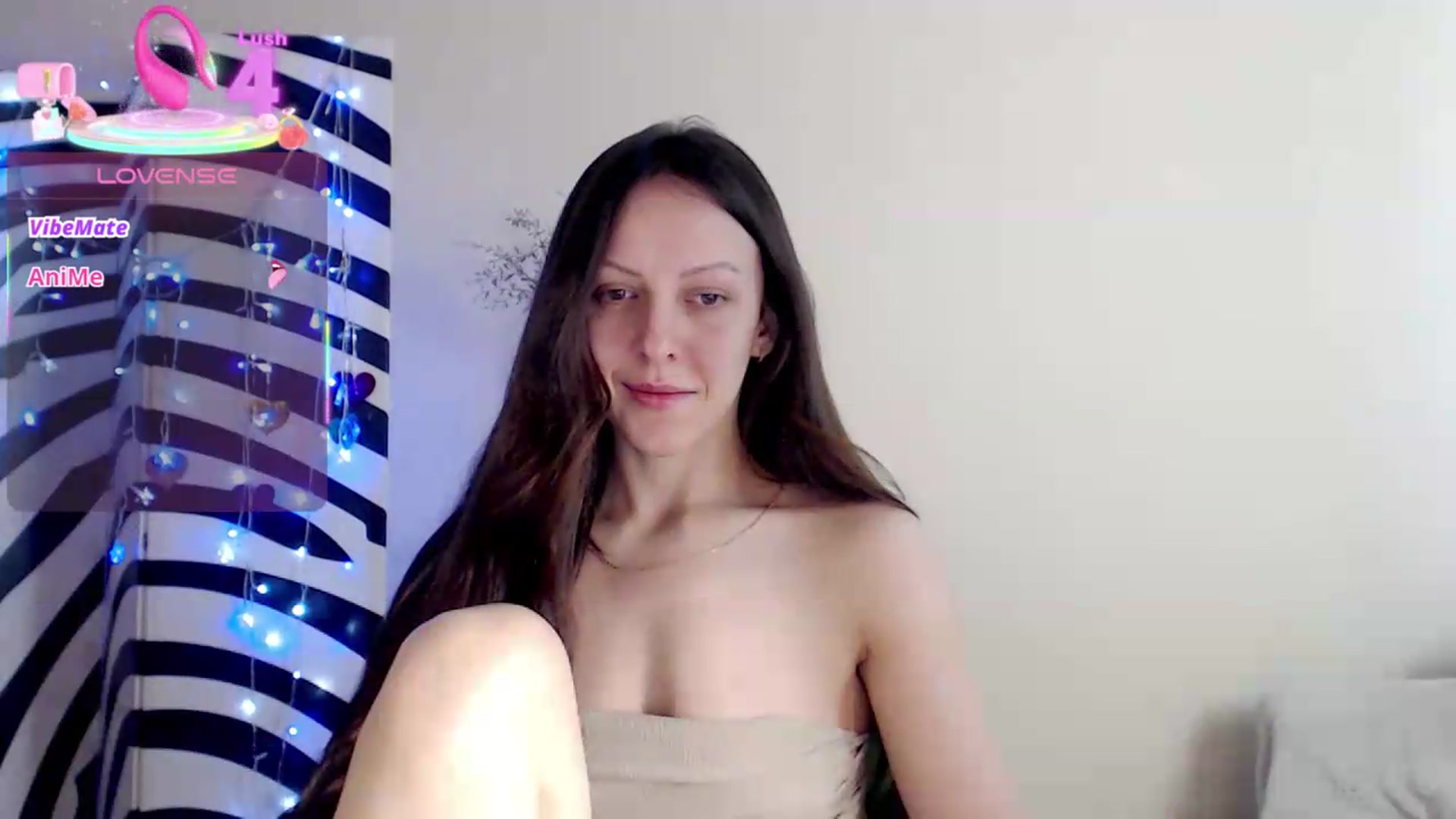 Gallery image thumbnail from BareflySi's myfreecams stream on, 06/20/2026, 10:13 image 7 of 20